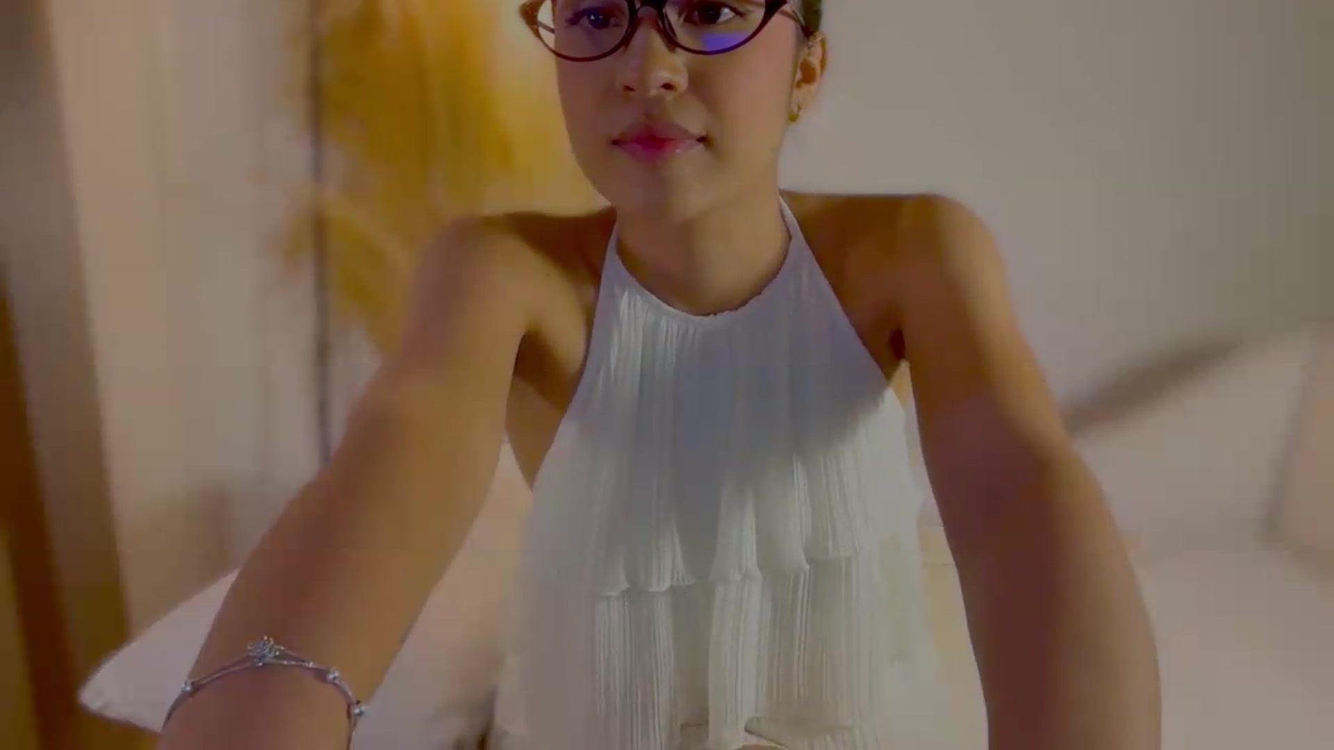 Gallery image thumbnail from Arielle_1's myfreecams stream on, 08/30/2026, 13:49 image 18 of 20
