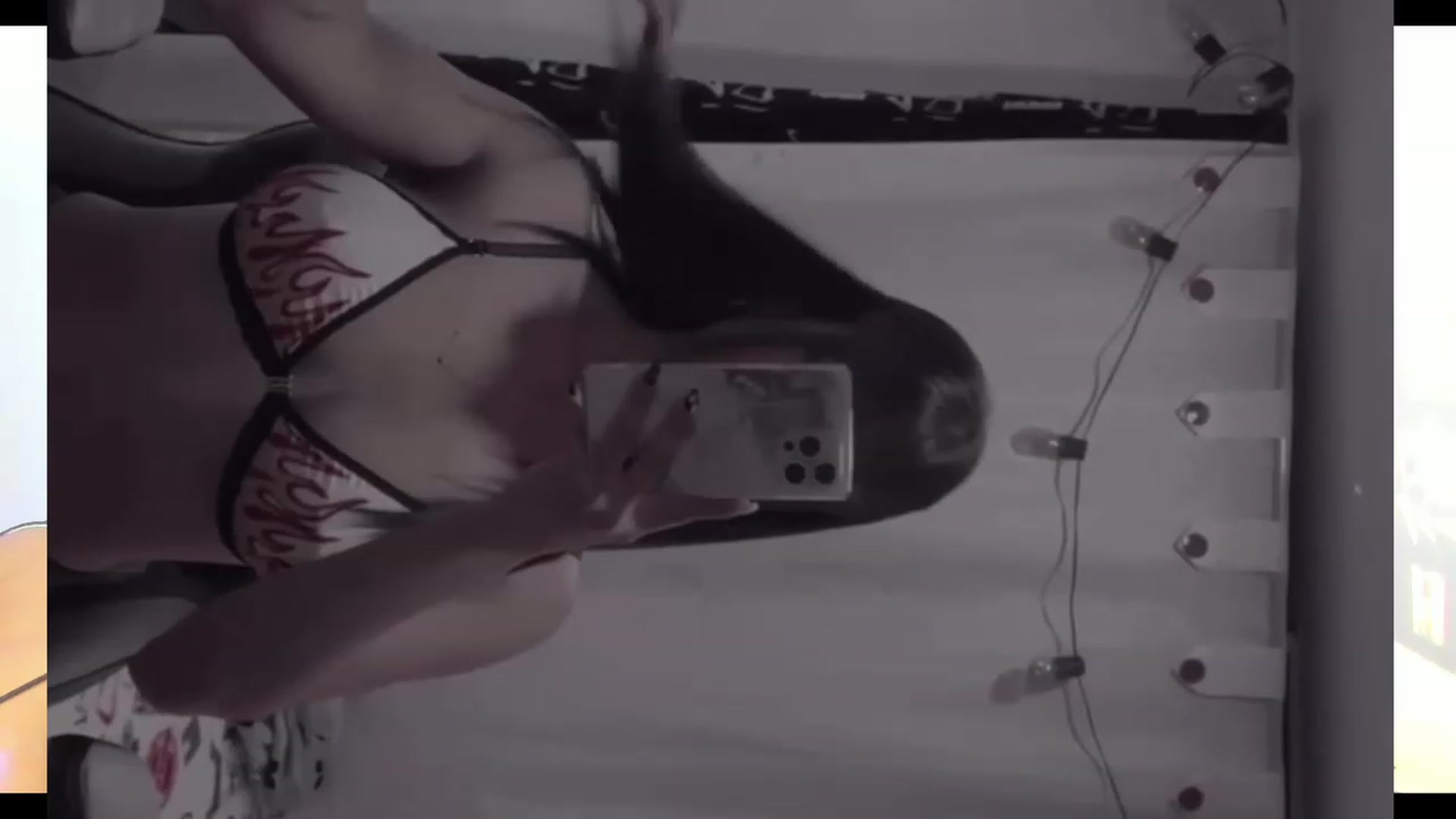 Gallery image thumbnail from Aries_Soul's myfreecams stream on, 01/30/2023, 19:39 image 10 of 20