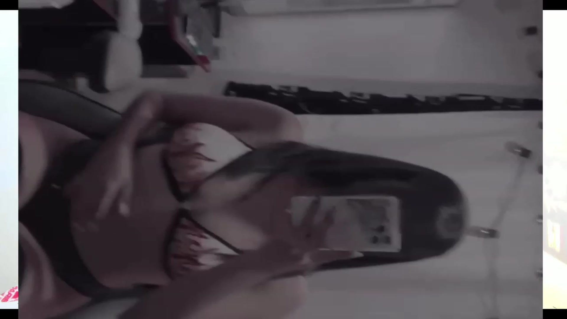 Gallery image thumbnail from Aries_Soul's myfreecams stream on, 01/30/2023, 19:39 image 13 of 20