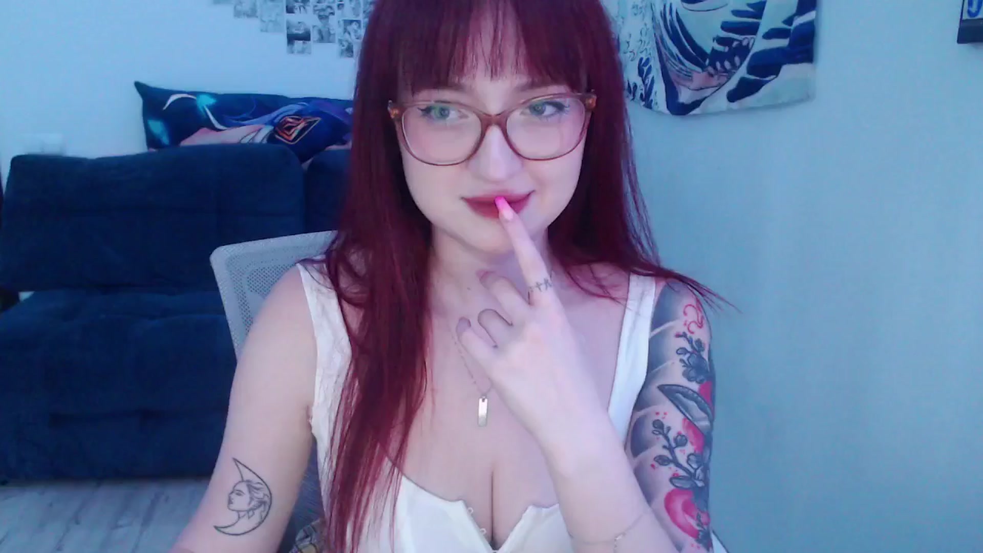 Gallery image thumbnail from AriilTabris's myfreecams stream on, 06/17/2024, 05:47 image 14 of 20