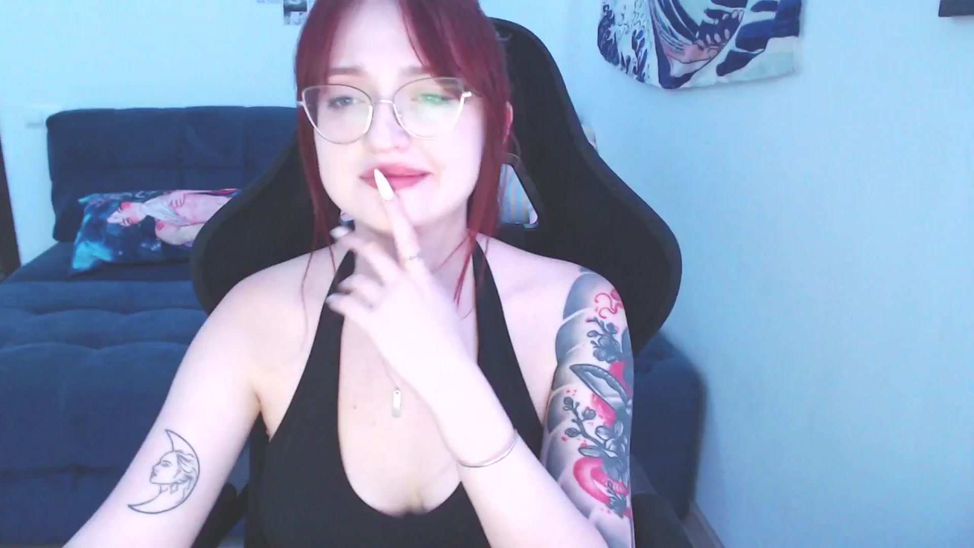 Gallery image thumbnail from AriilTabris's myfreecams stream on, 08/12/2024, 07:36 image 18 of 20