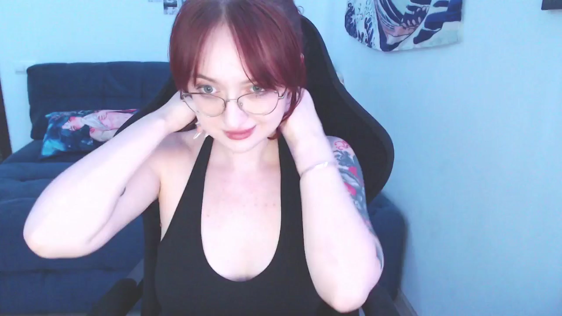 Gallery image thumbnail from AriilTabris's myfreecams stream on, 08/12/2024, 07:36 image 15 of 20