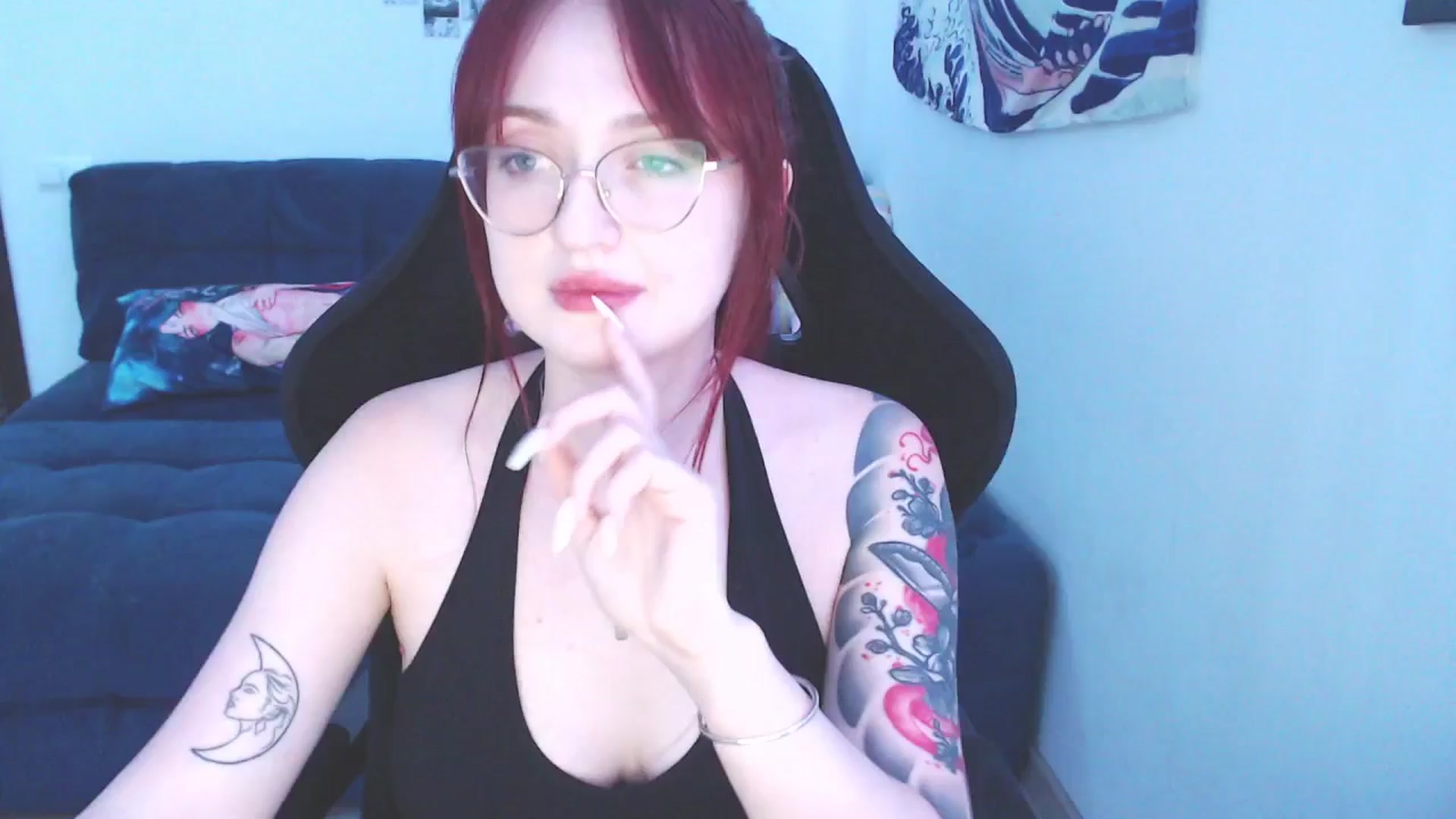 Gallery image thumbnail from AriilTabris's myfreecams stream on, 08/12/2024, 07:51 image 4 of 20
