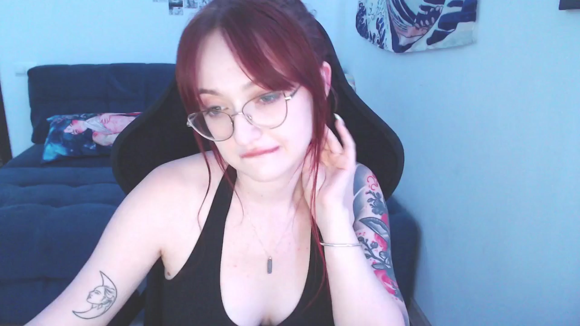 Gallery image thumbnail from AriilTabris's myfreecams stream on, 08/12/2024, 07:51 image 1 of 20