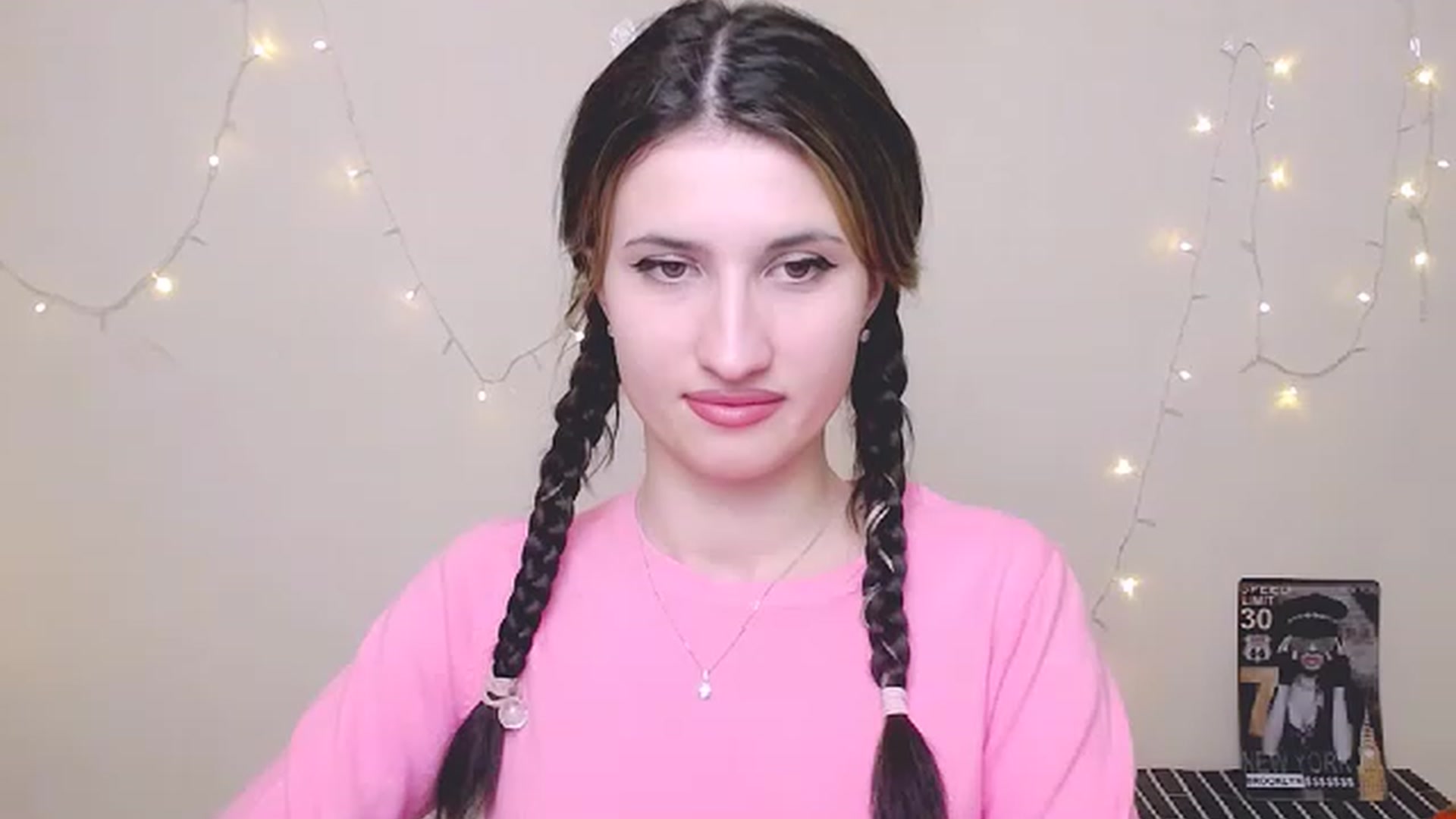 Gallery image thumbnail from ArinaLov_'s myfreecams stream on, 11/19/2022, 09:33 image 2 of 20