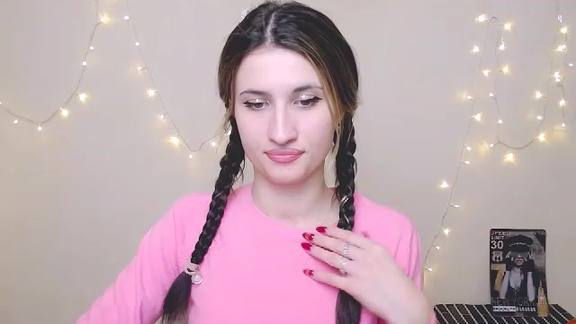 Gallery image thumbnail from ArinaLov_'s myfreecams stream on, 11/19/2022, 09:49 image 9 of 20