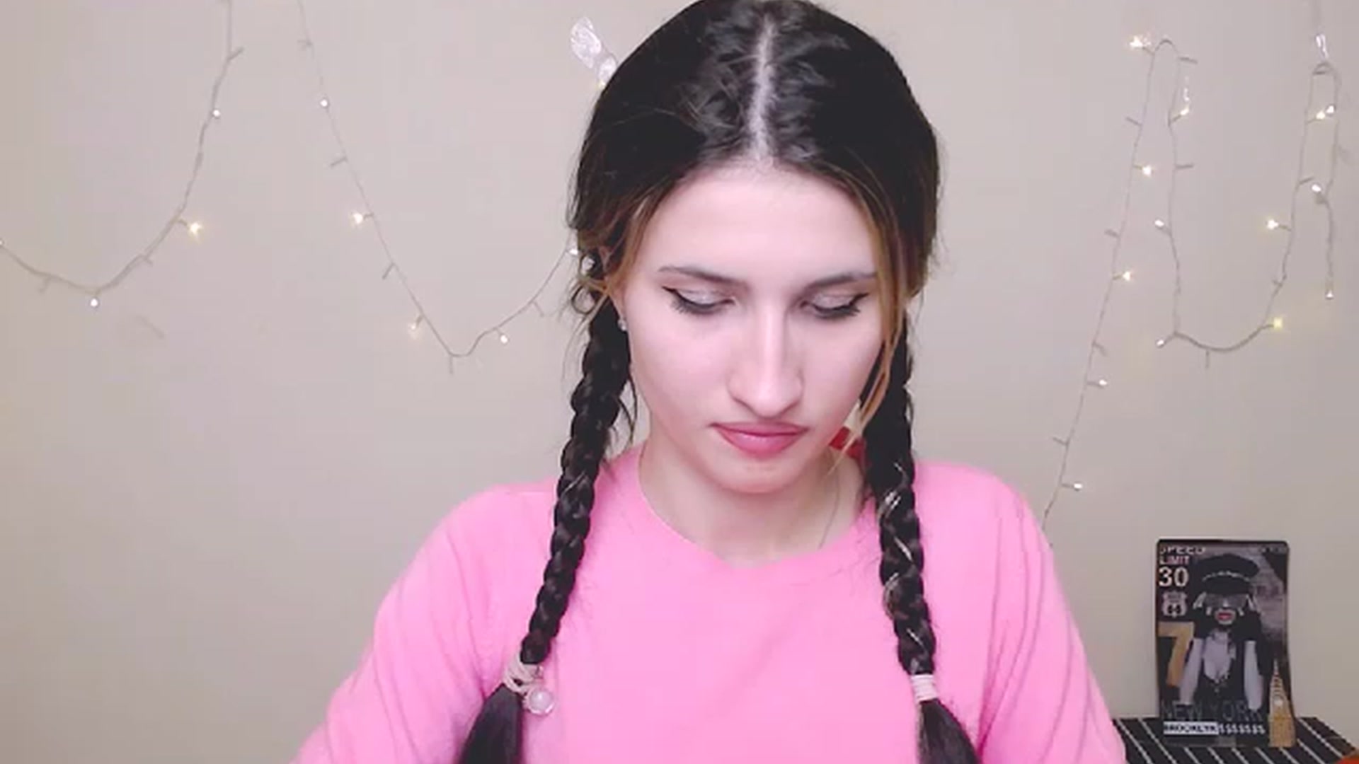 Gallery image thumbnail from ArinaLov_'s myfreecams stream on, 11/19/2022, 09:49 image 12 of 20