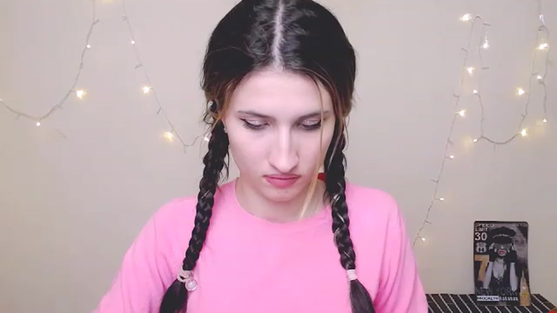 Gallery image thumbnail from ArinaLov_'s myfreecams stream on, 11/19/2022, 10:16 image 2 of 20