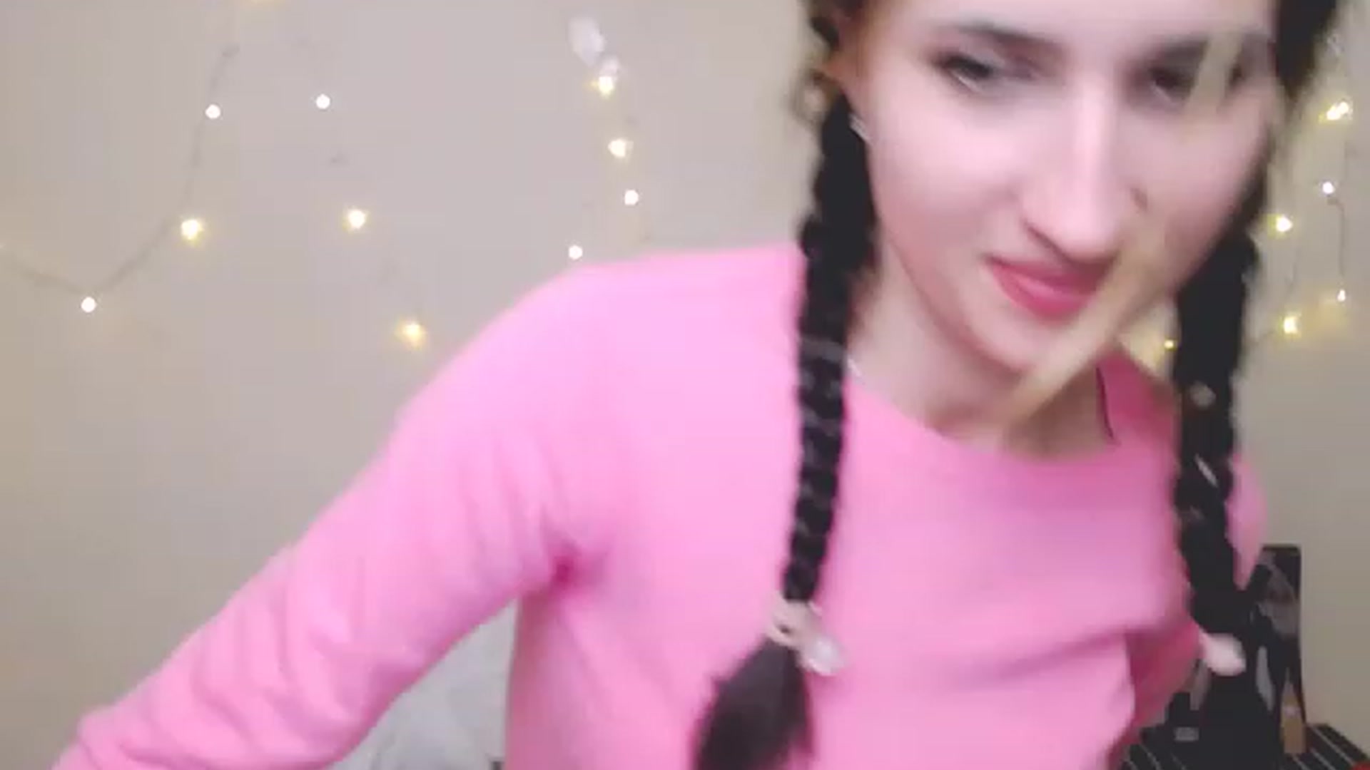 Gallery image thumbnail from ArinaLov_'s myfreecams stream on, 11/19/2022, 10:16 image 4 of 20