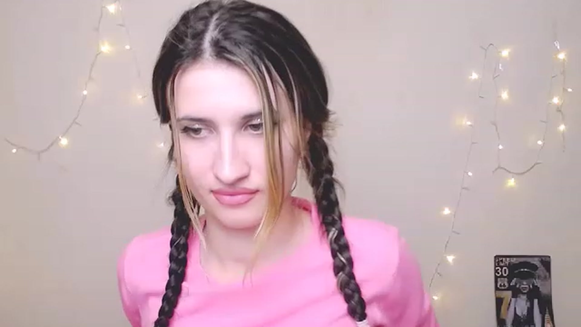 Gallery image thumbnail from ArinaLov_'s myfreecams stream on, 11/19/2022, 13:44 image 12 of 20