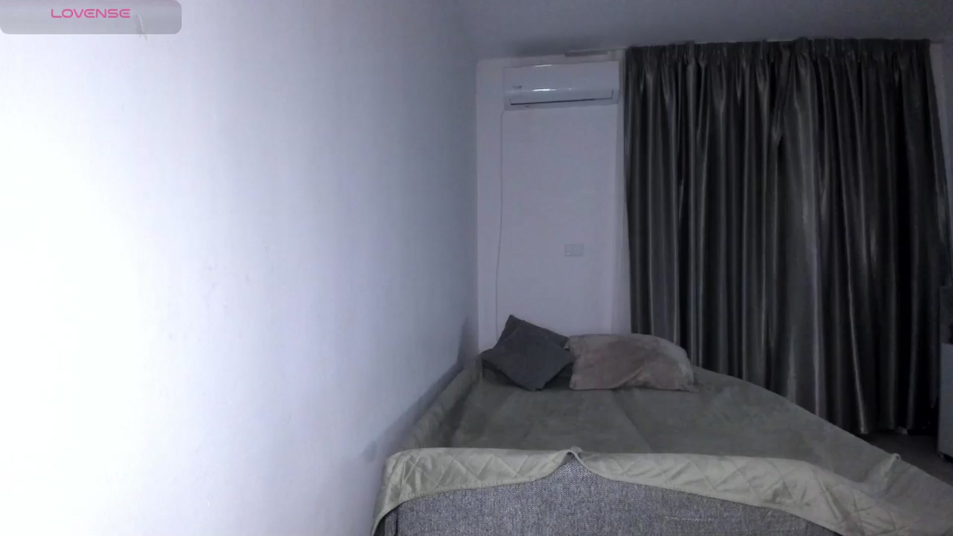 Gallery image thumbnail from ArinaRave's myfreecams stream on, 03/26/2026, 21:59 image 2 of 20