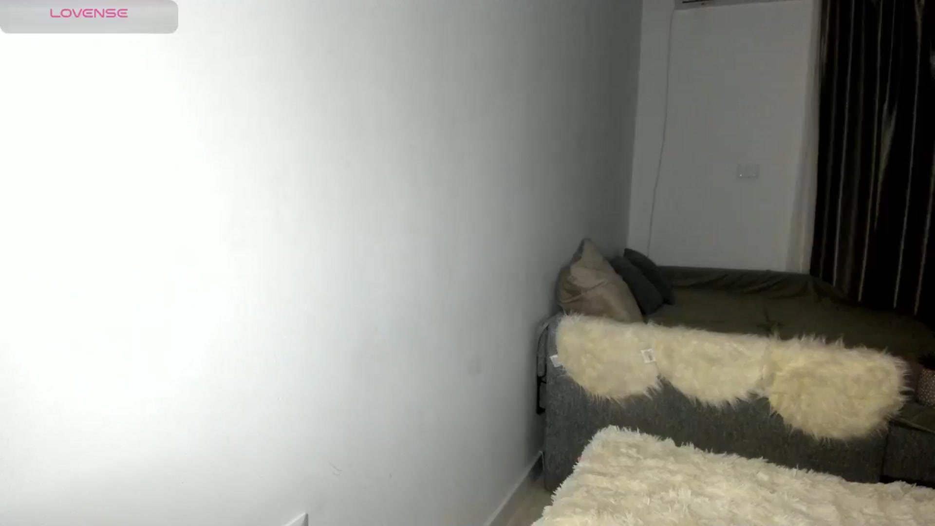 Gallery image thumbnail from ArinaRave's myfreecams stream on, 03/28/2026, 04:06 image 4 of 20