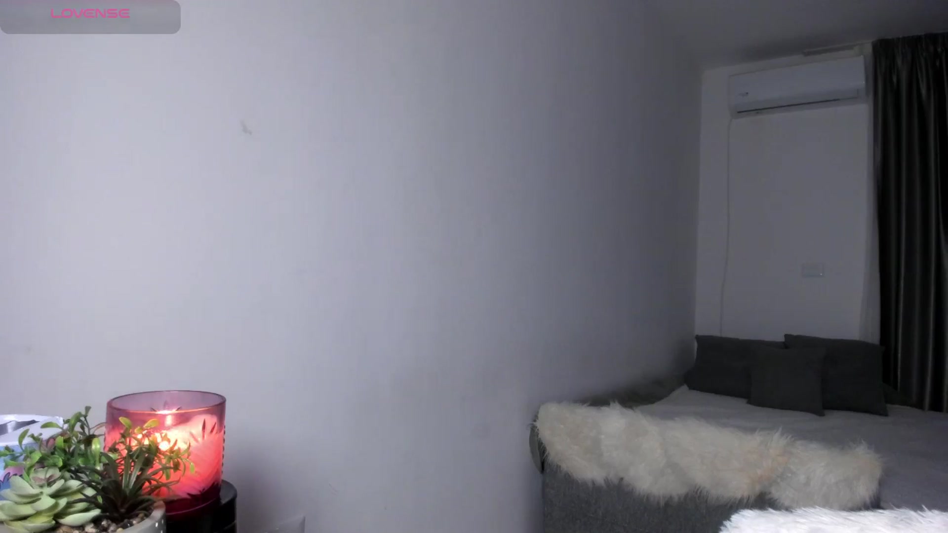 Gallery image thumbnail from ArinaRave's myfreecams stream on, 03/29/2026, 22:09 image 5 of 20