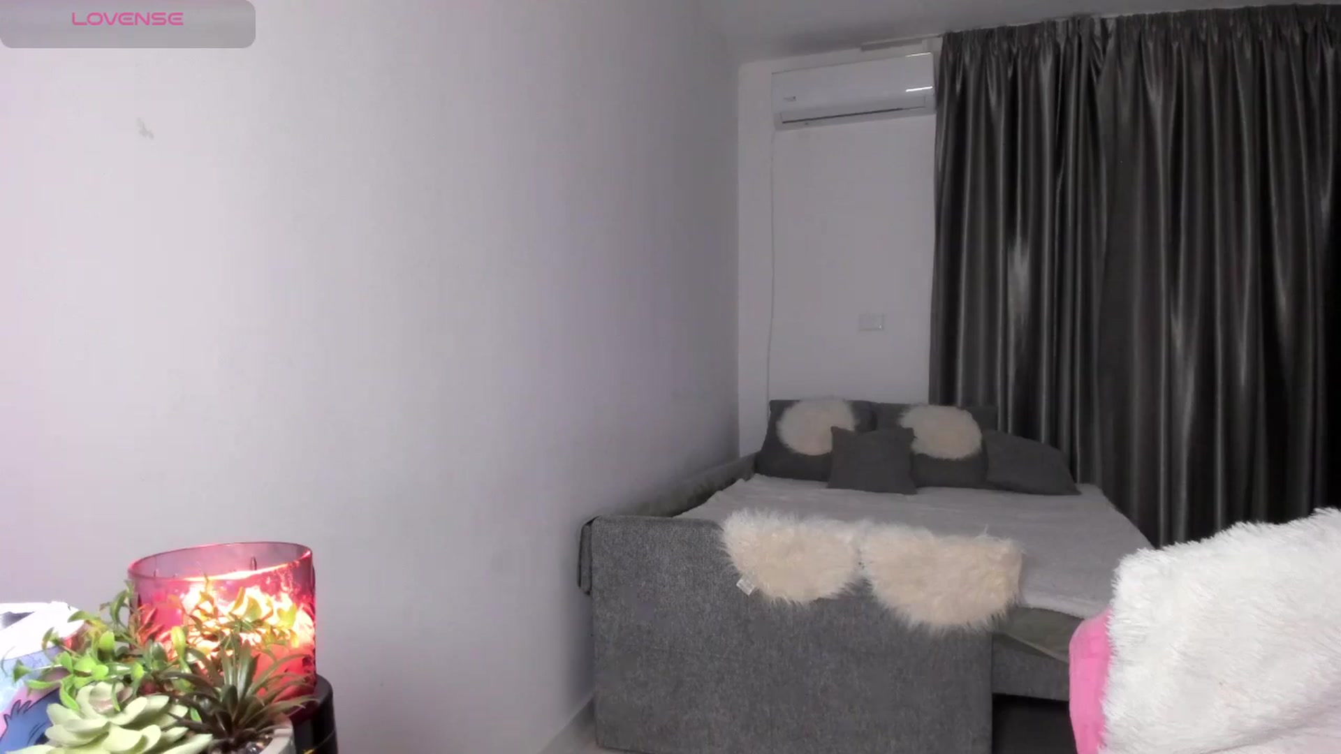 Gallery image thumbnail from ArinaRave's myfreecams stream on, 03/30/2026, 23:41 image 2 of 20