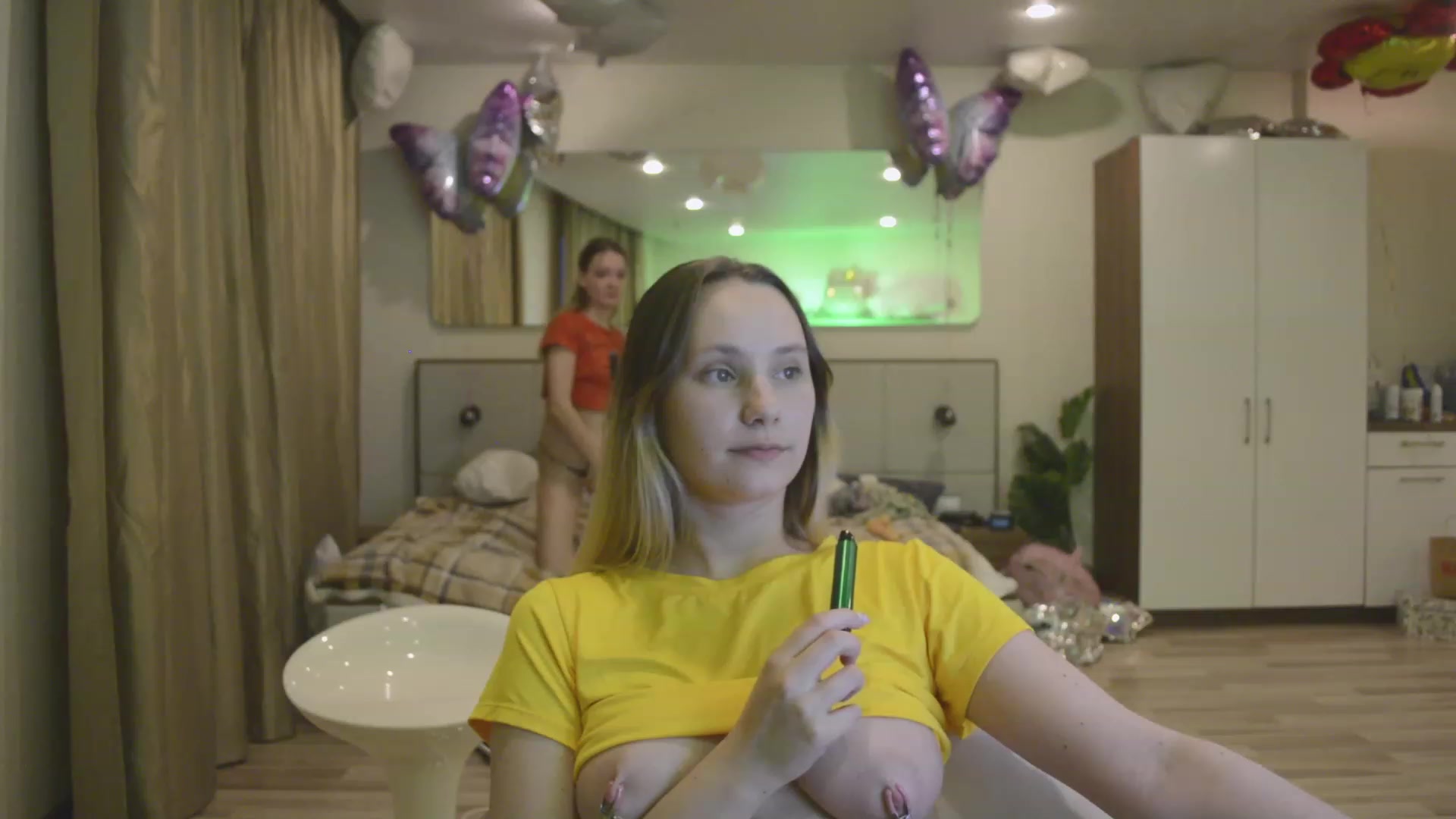 Gallery image thumbnail from Arina_me's myfreecams stream on, 06/02/2023, 23:42 image 11 of 20