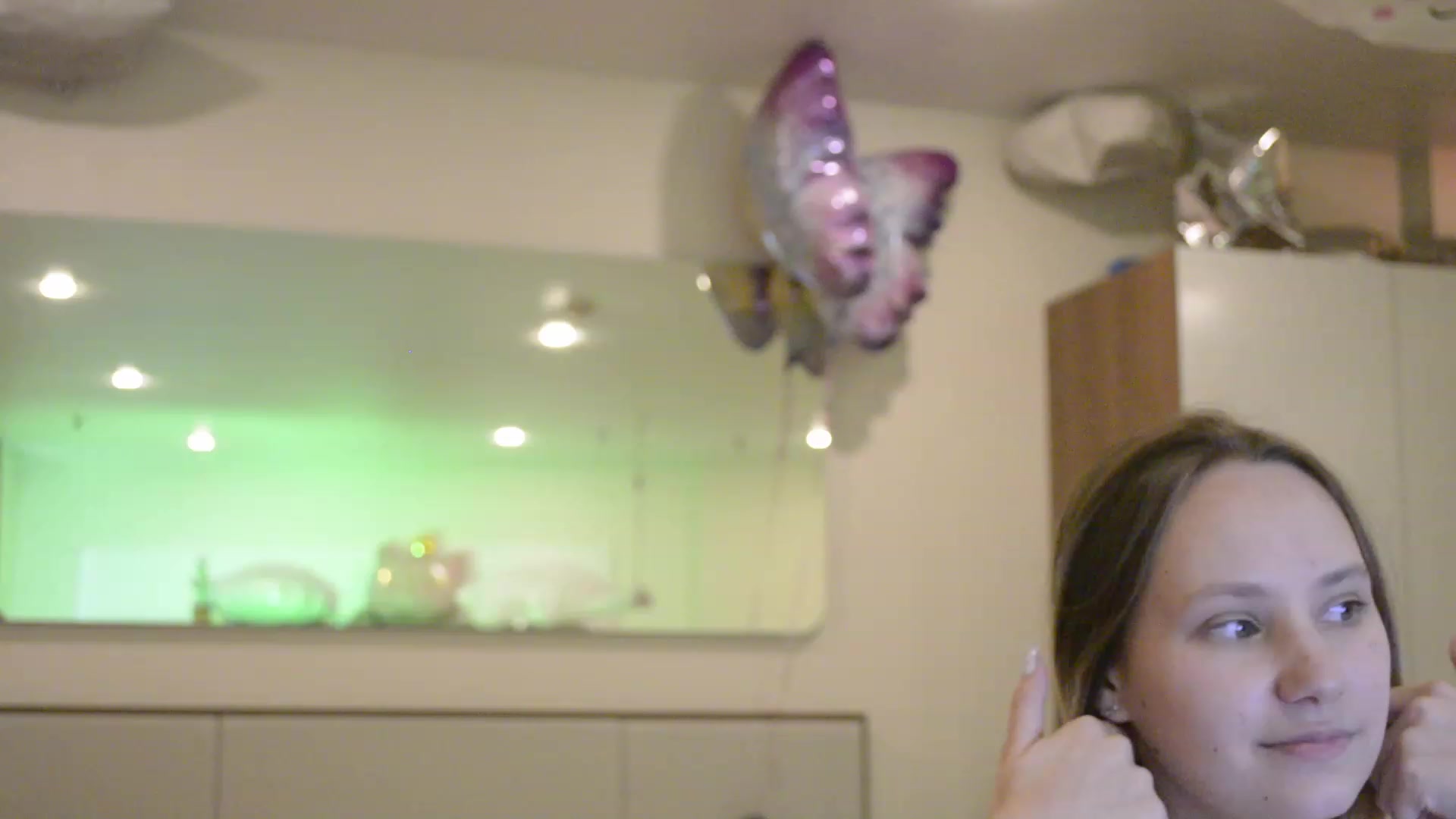 Gallery image thumbnail from Arina_me's myfreecams stream on, 06/04/2023, 20:13 image 1 of 20