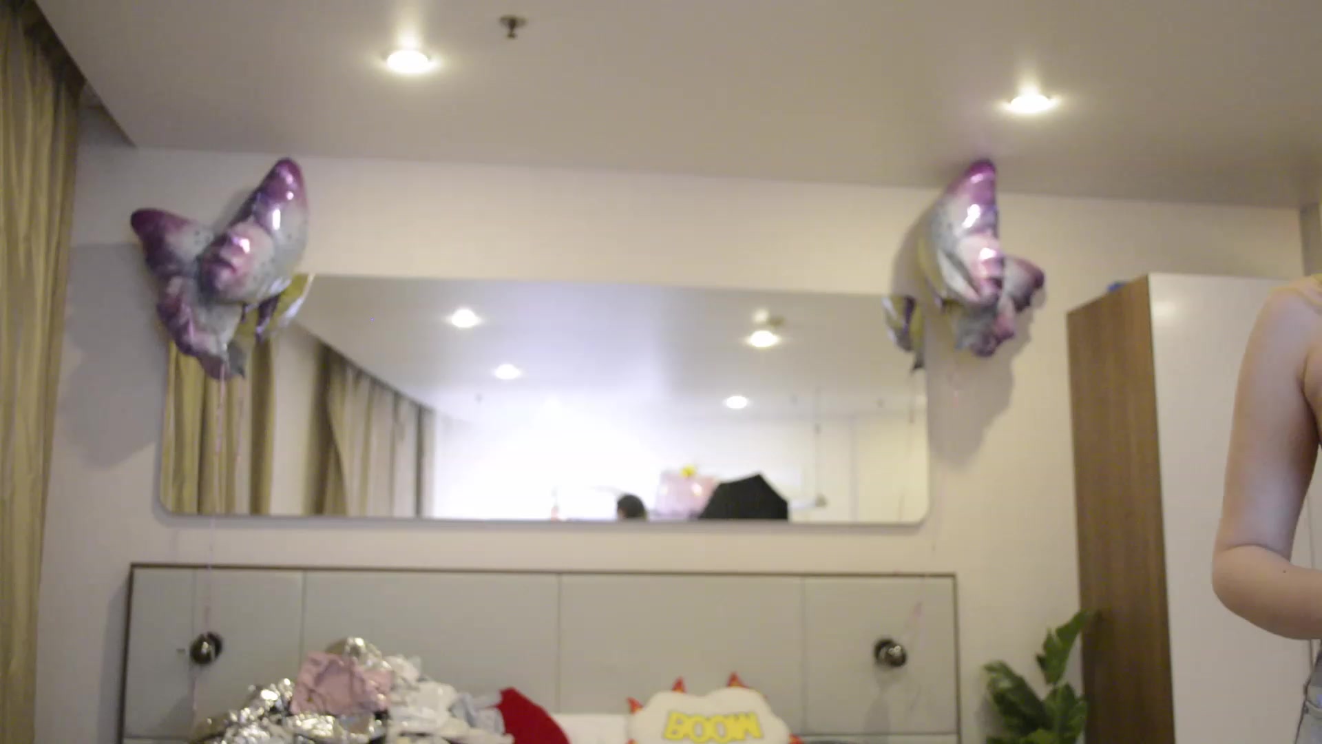 Gallery image thumbnail from Arina_me's myfreecams stream on, 06/11/2023, 01:22 image 1 of 20