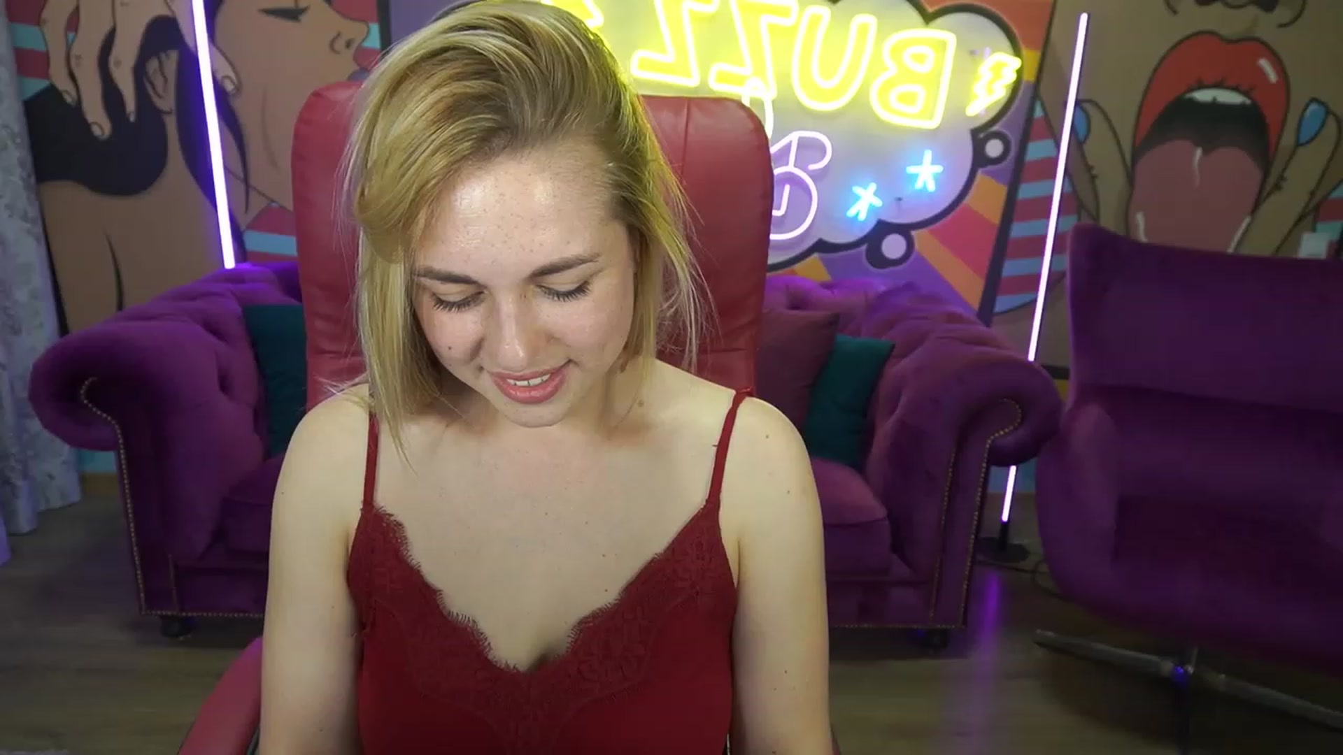 Gallery image thumbnail from ArishkaLulu's myfreecams stream on, 06/25/2023, 11:01 image 10 of 20