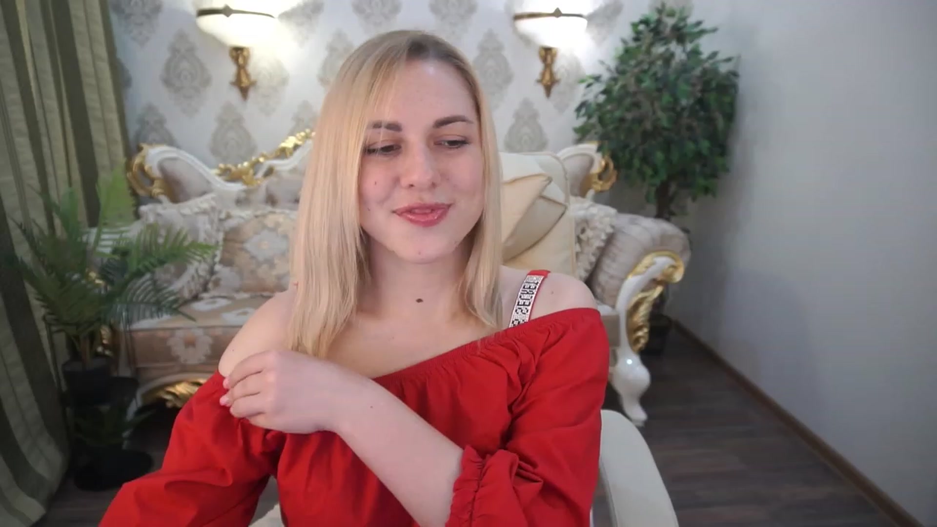 Gallery image thumbnail from ArishkaLulu's myfreecams stream on, 07/01/2023, 10:37 image 13 of 20