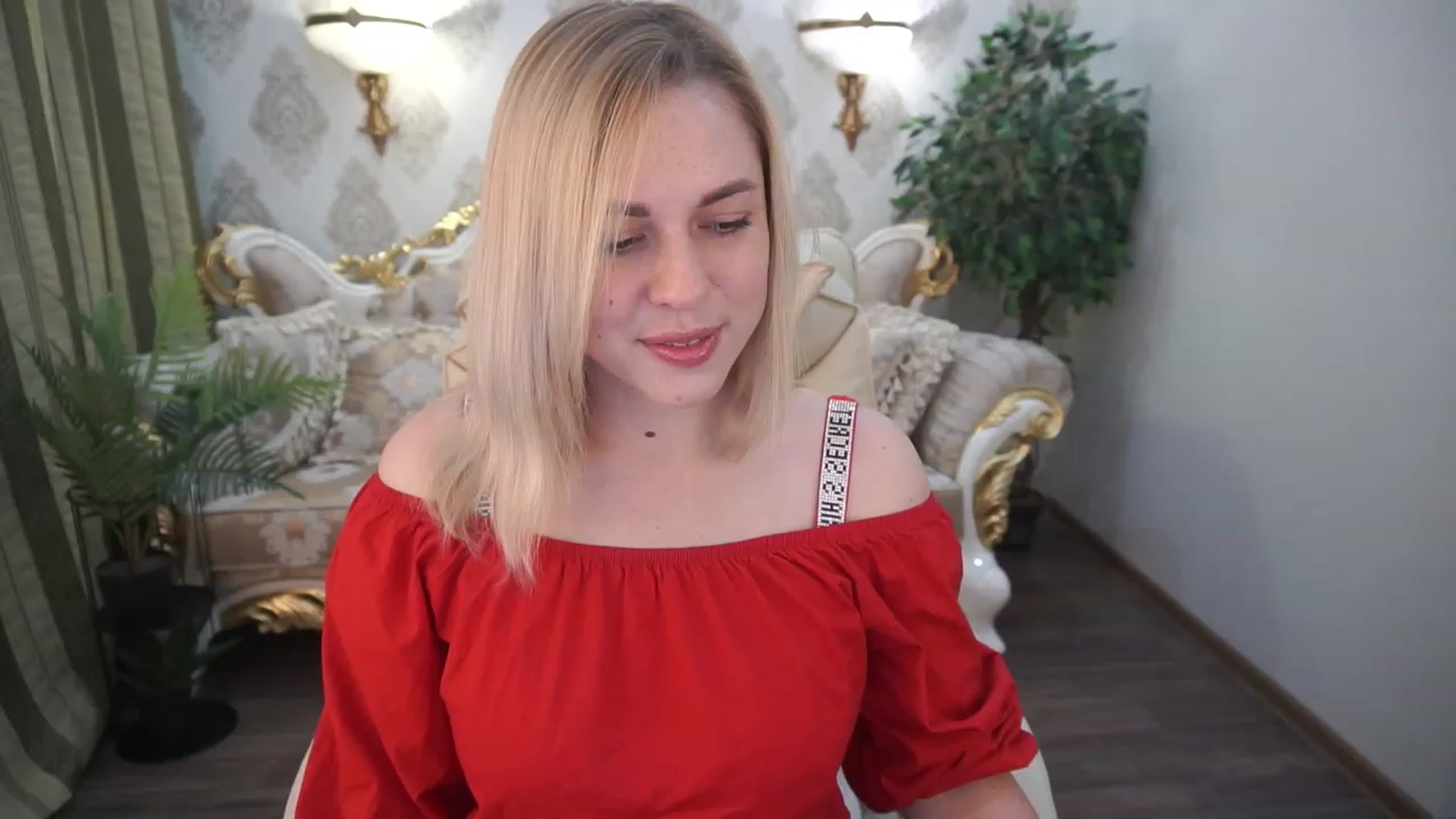 Gallery image thumbnail from ArishkaLulu's myfreecams stream on, 07/01/2023, 10:37 image 3 of 20