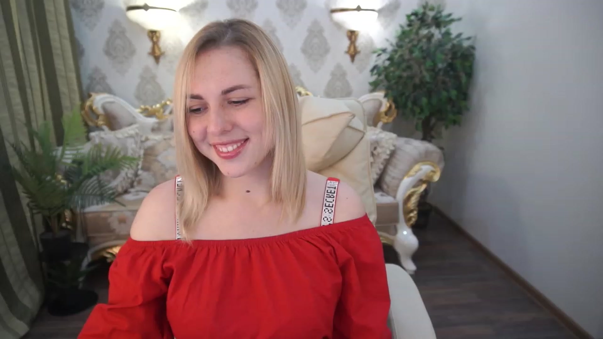 Gallery image thumbnail from ArishkaLulu's myfreecams stream on, 07/01/2023, 10:37 image 12 of 20