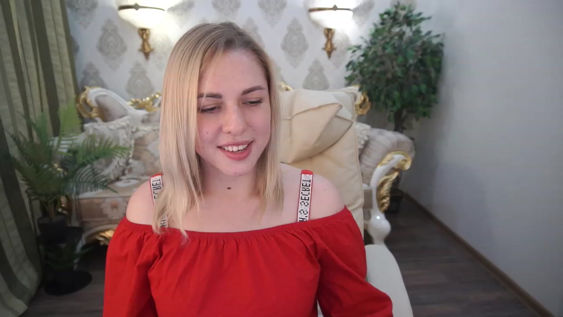 Gallery image thumbnail from ArishkaLulu's myfreecams stream on, 07/01/2023, 11:36 image 13 of 20