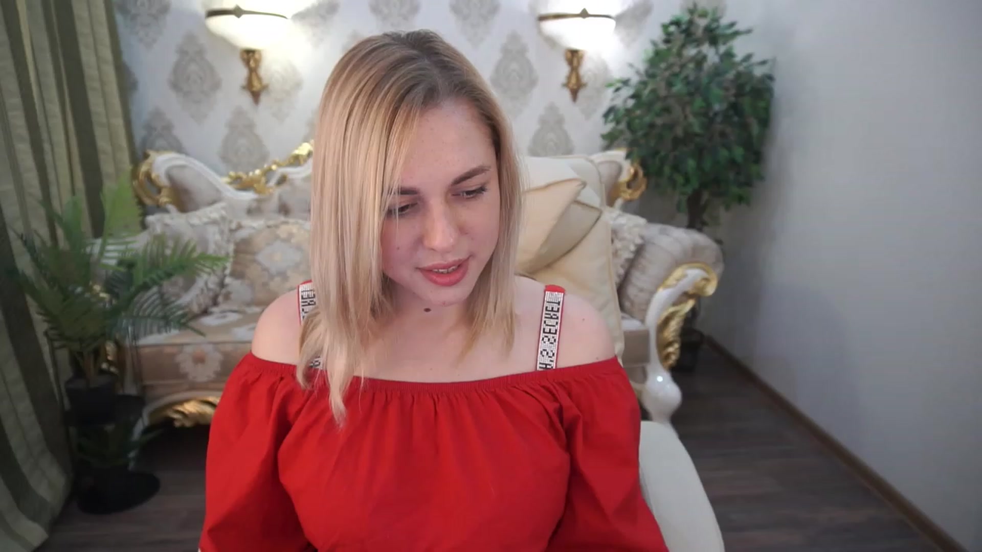 Gallery image thumbnail from ArishkaLulu's myfreecams stream on, 07/01/2023, 11:36 image 7 of 20