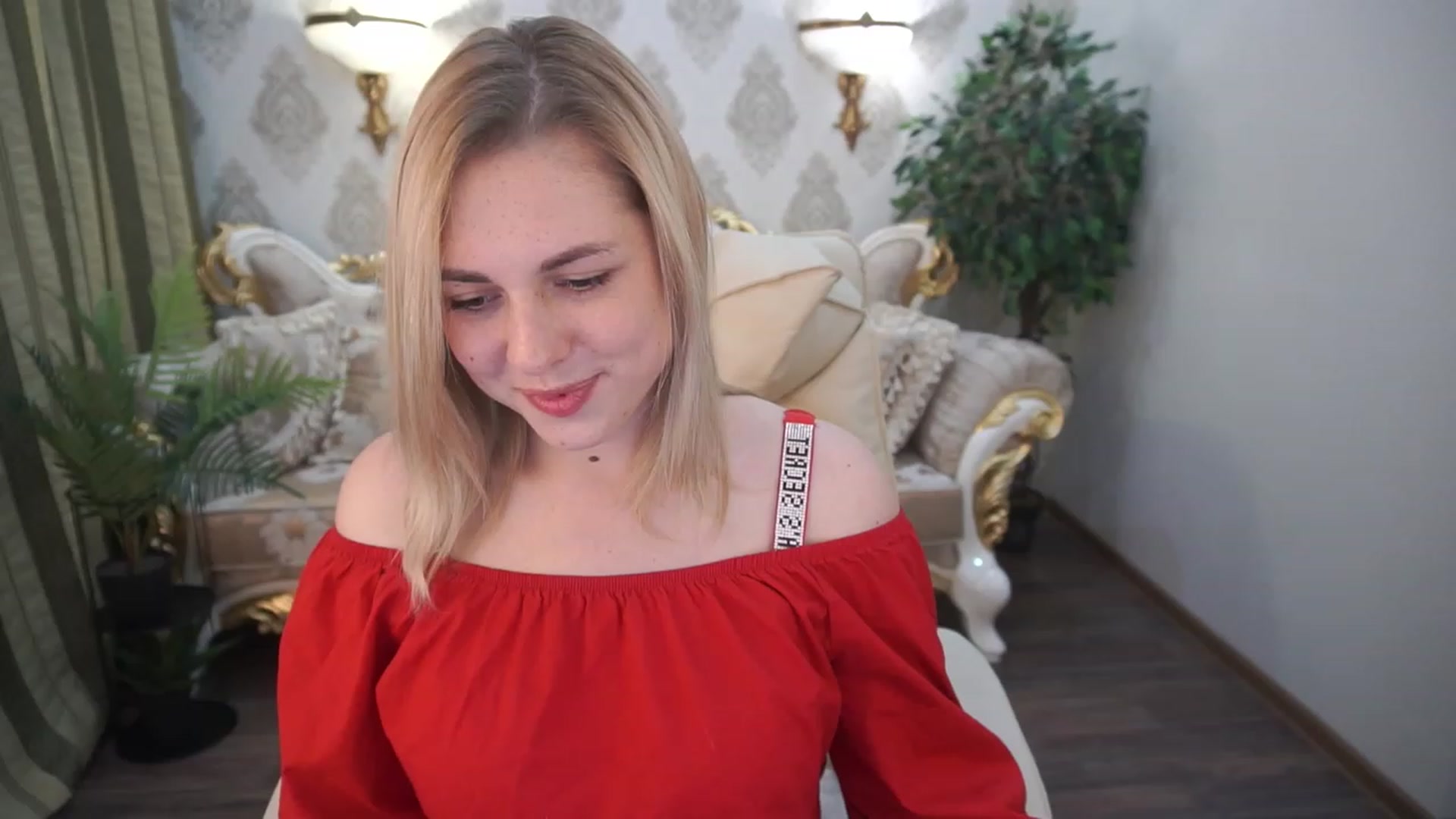 Gallery image thumbnail from ArishkaLulu's myfreecams stream on, 07/01/2023, 11:36 image 5 of 20