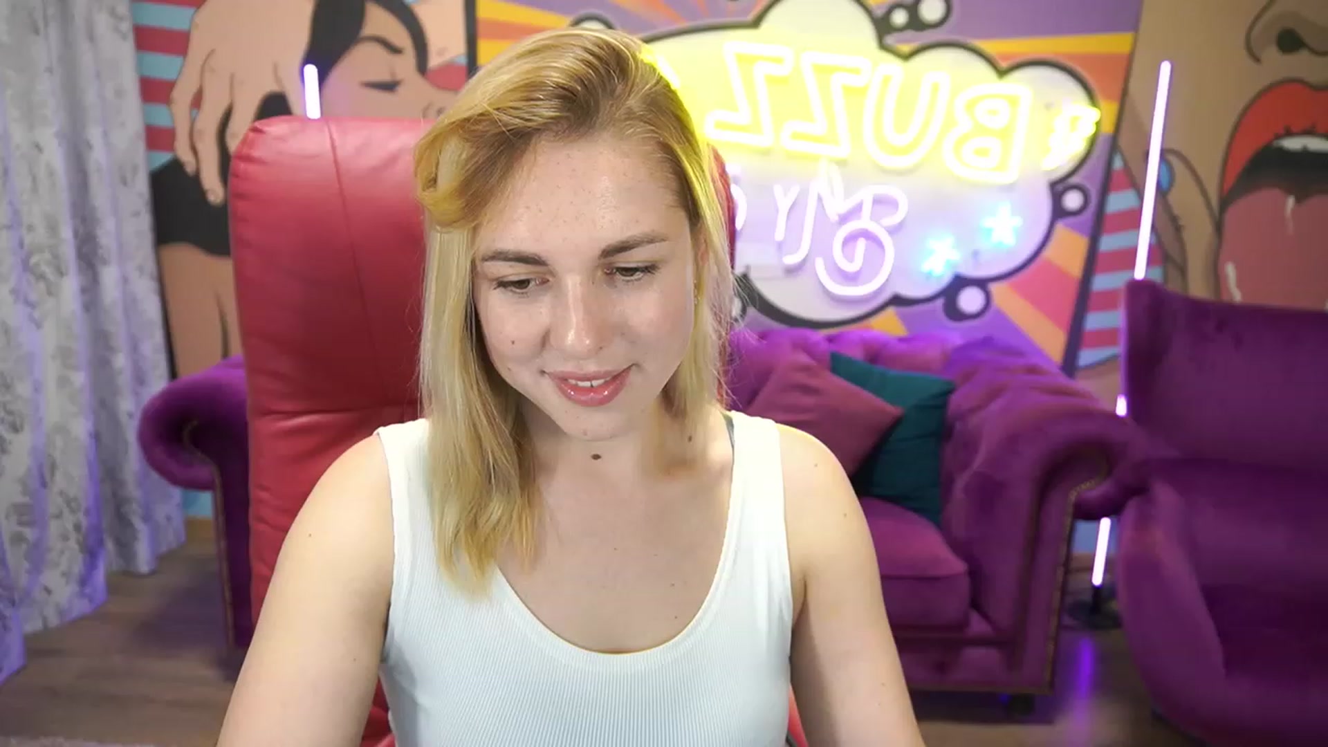 Gallery image thumbnail from ArishkaLulu's myfreecams stream on, 07/03/2023, 08:09 image 16 of 20