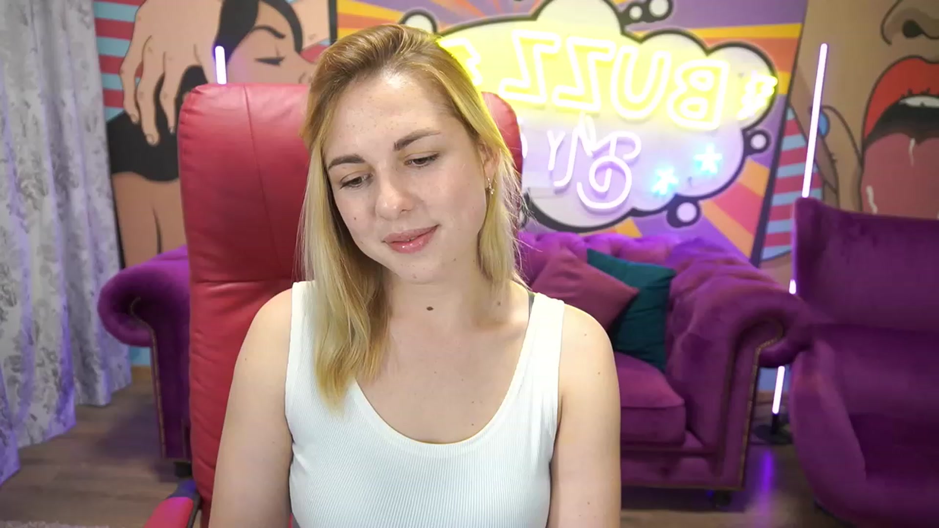 Gallery image thumbnail from ArishkaLulu's myfreecams stream on, 07/03/2023, 08:09 image 10 of 20