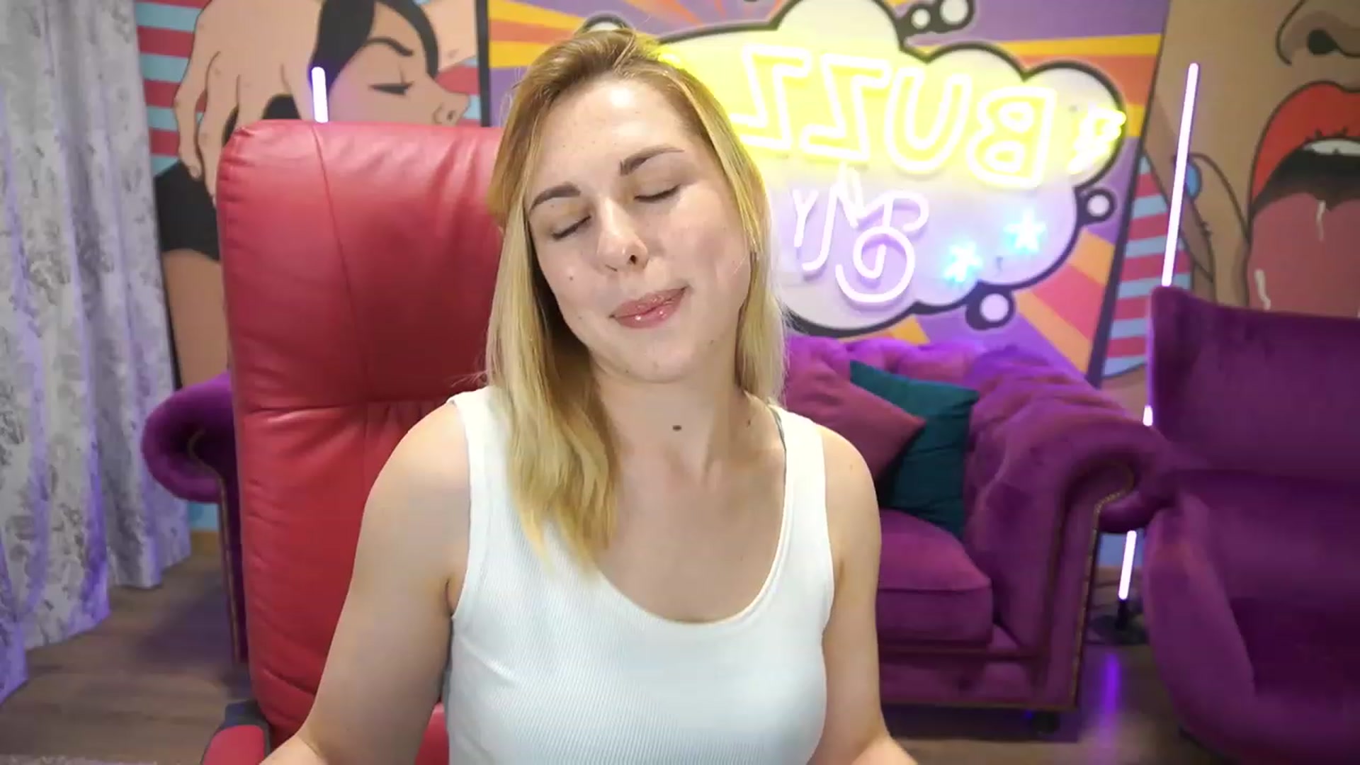 Gallery image thumbnail from ArishkaLulu's myfreecams stream on, 07/03/2023, 08:09 image 19 of 20
