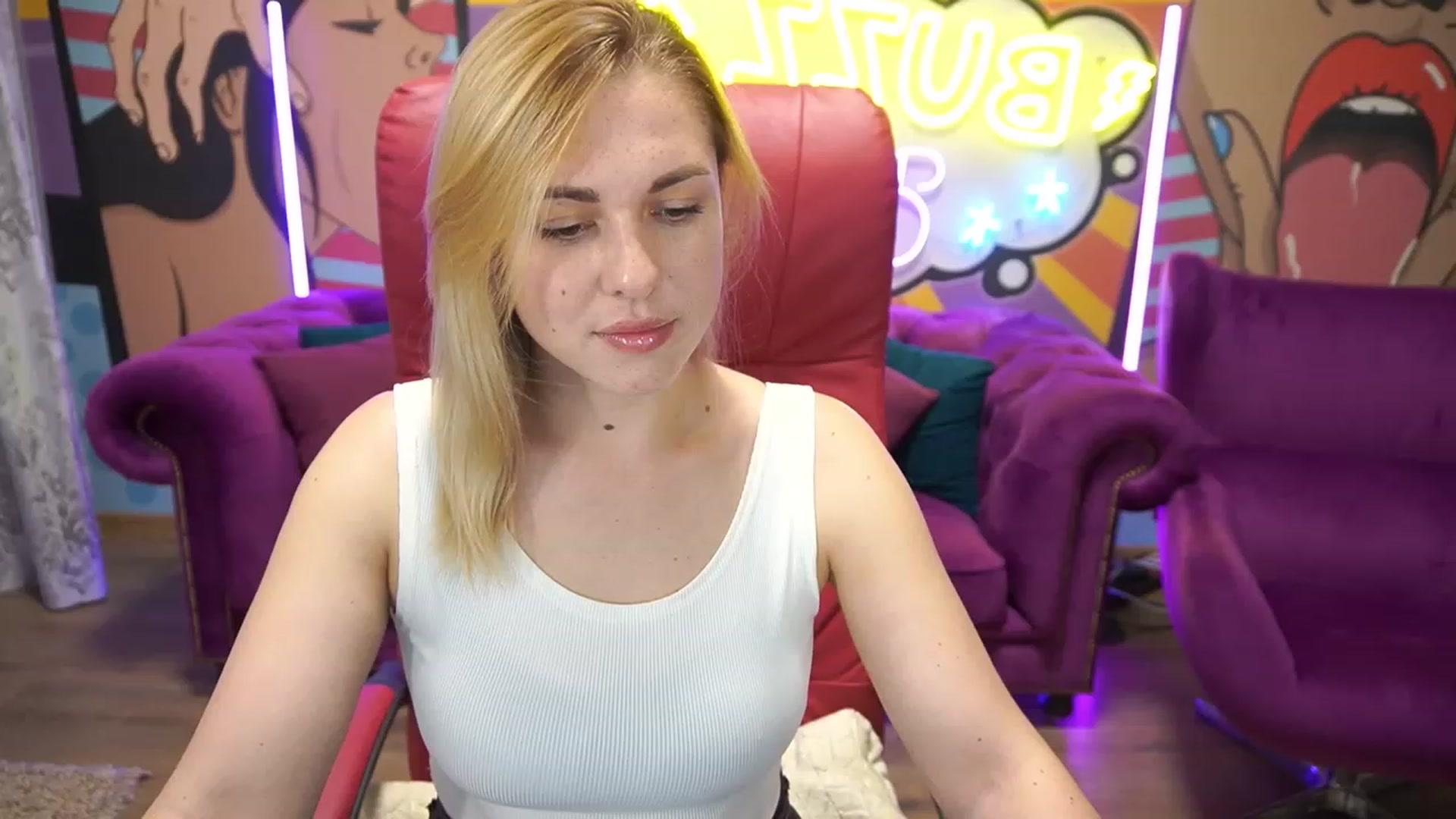 Gallery image thumbnail from ArishkaLulu's myfreecams stream on, 07/03/2023, 10:55 image 1 of 20
