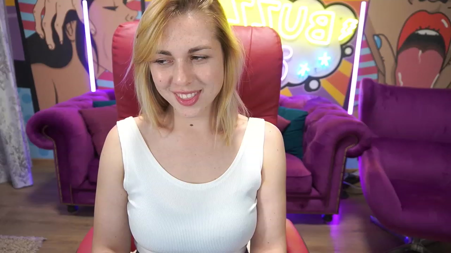 Gallery image thumbnail from ArishkaLulu's myfreecams stream on, 07/03/2023, 10:55 image 7 of 20