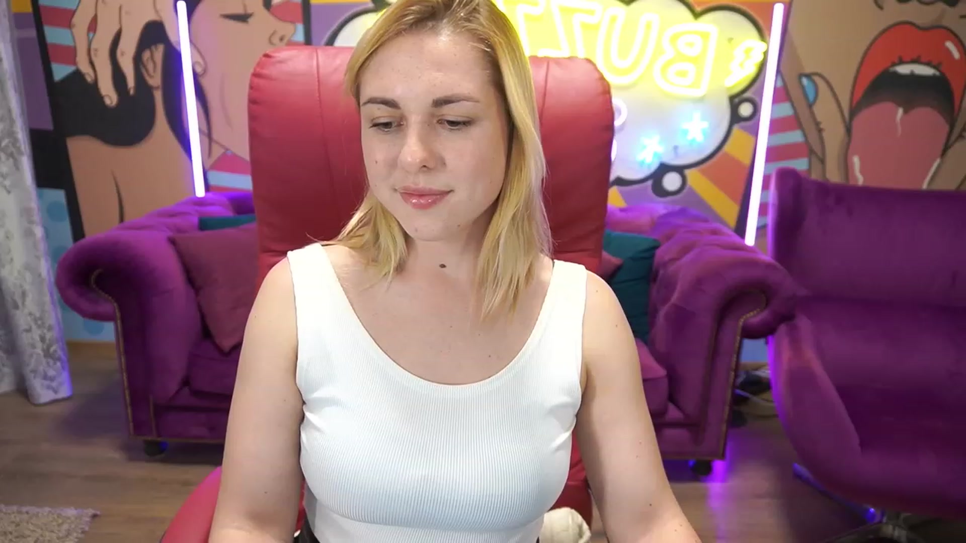 Gallery image thumbnail from ArishkaLulu's myfreecams stream on, 07/03/2023, 10:55 image 9 of 20