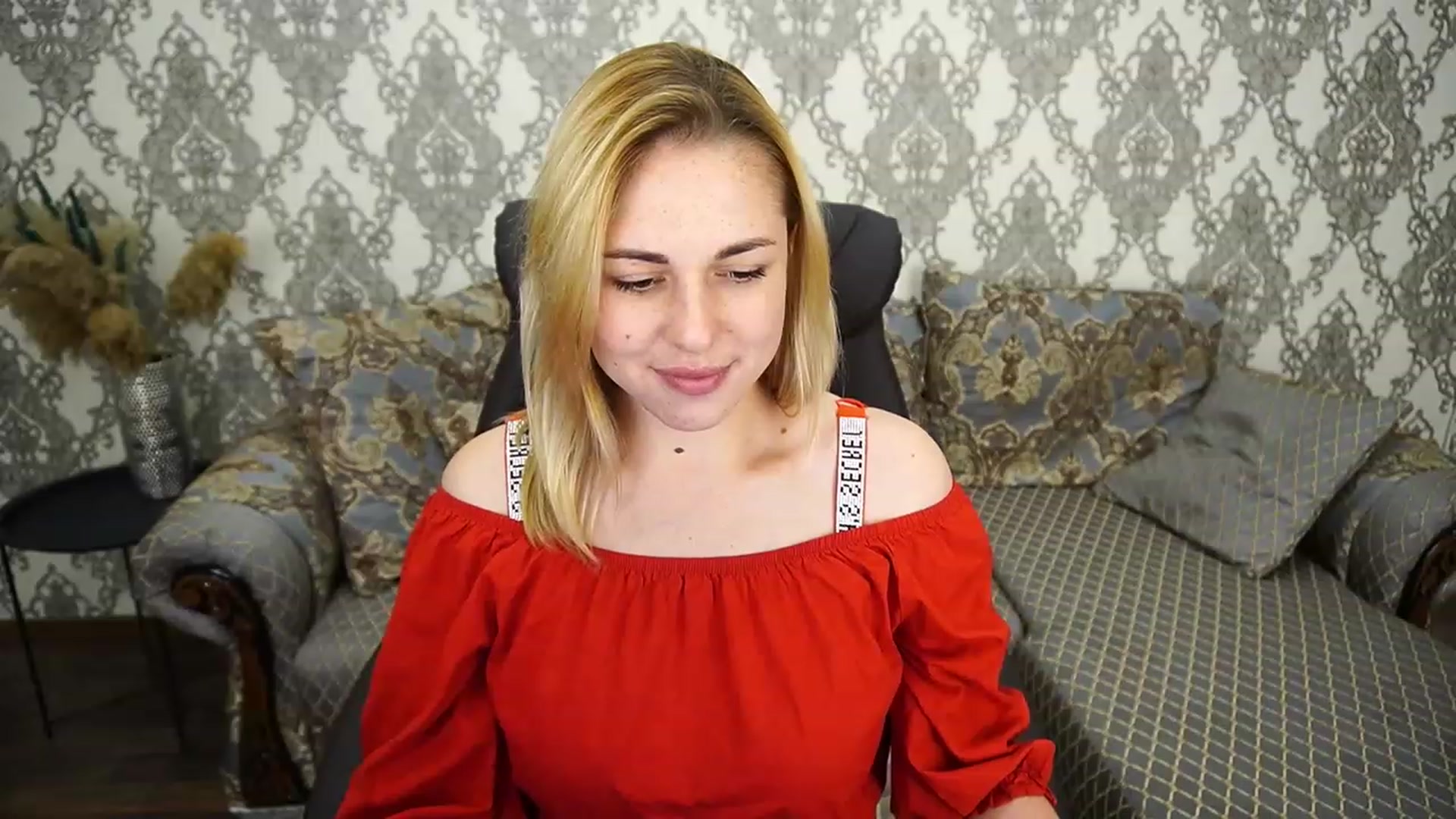 Gallery image thumbnail from ArishkaLulu's myfreecams stream on, 07/16/2023, 09:48 image 16 of 20
