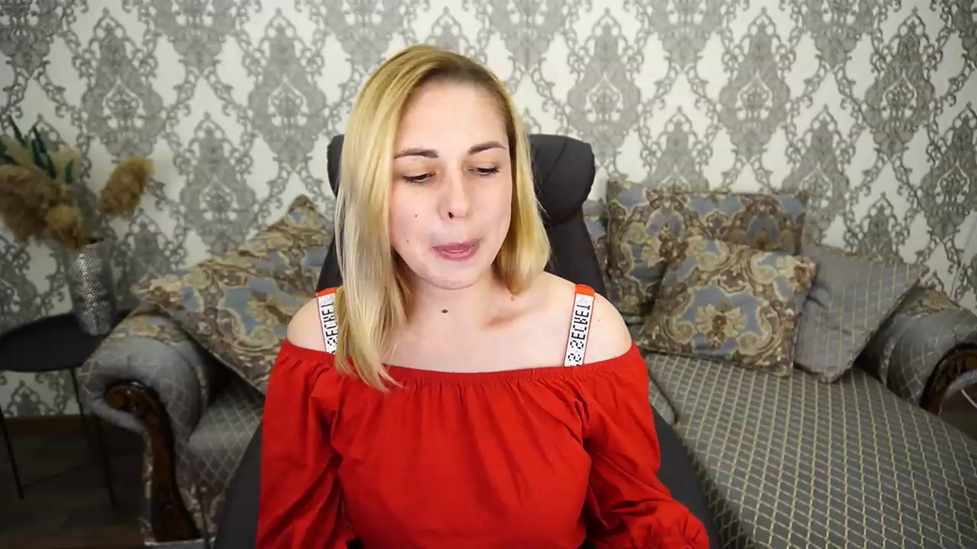 Gallery image thumbnail from ArishkaLulu's myfreecams stream on, 07/16/2023, 11:54 image 15 of 20