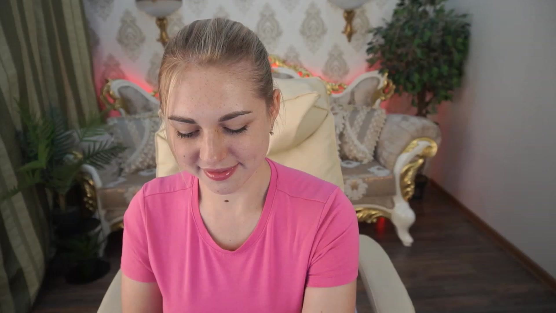 Gallery image thumbnail from ArishkaLulu's myfreecams stream on, 07/27/2023, 11:19 image 6 of 20