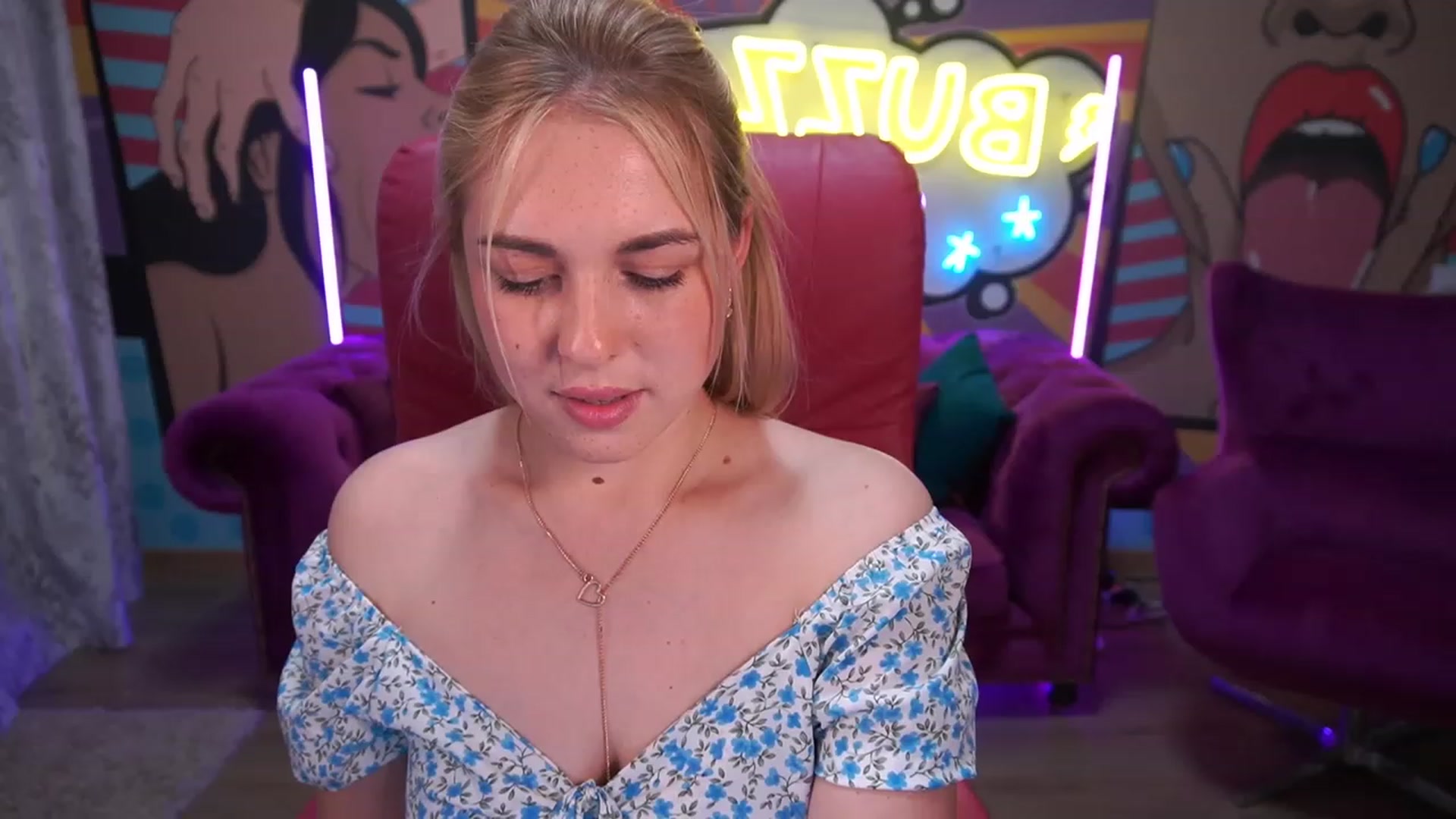 Gallery image thumbnail from ArishkaLulu's myfreecams stream on, 08/13/2023, 11:48 image 15 of 20