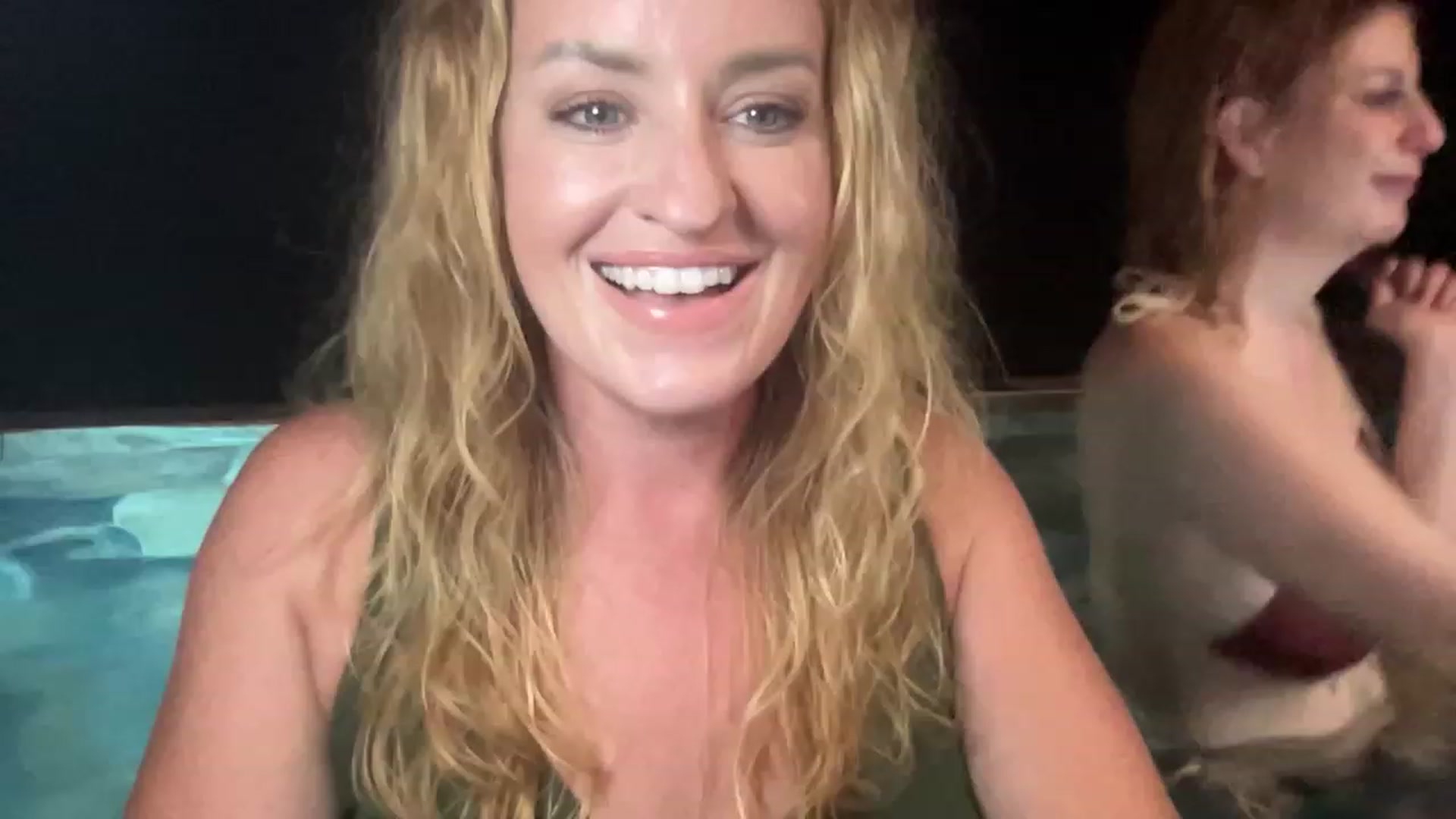 Gallery image thumbnail from ArisseBri's myfreecams stream on, 05/04/2023, 02:58 image 15 of 20