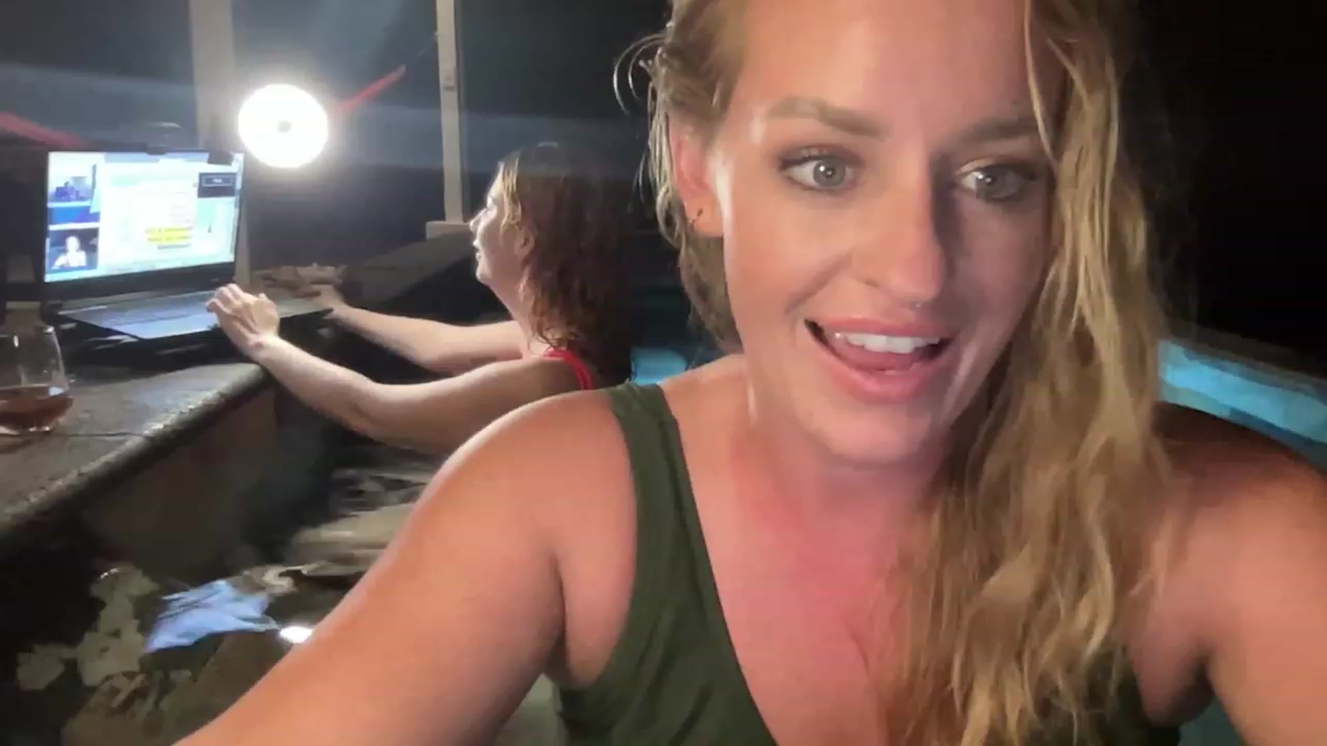 Gallery image thumbnail from ArisseBri's myfreecams stream on, 05/09/2023, 02:28 image 7 of 20