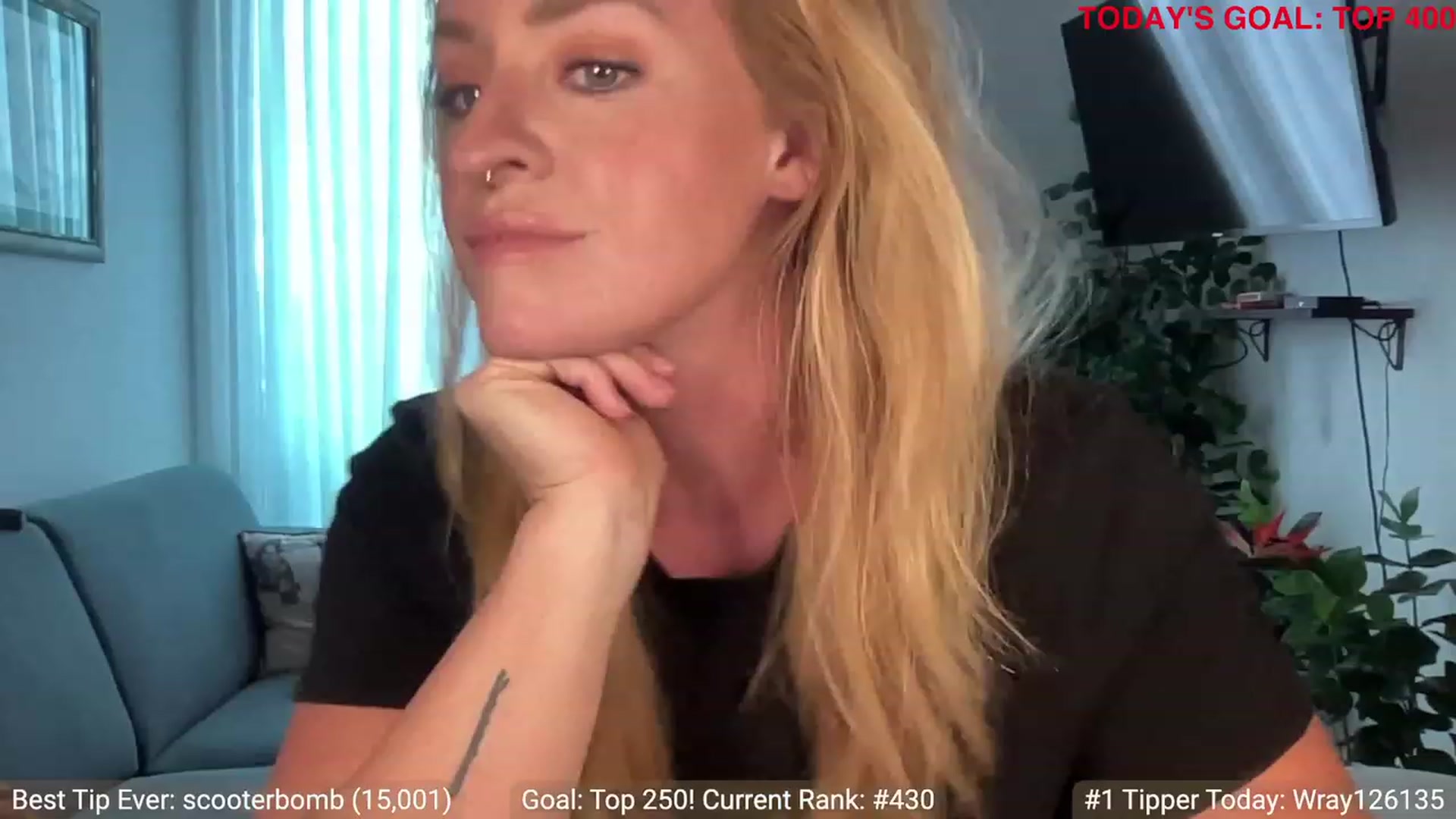 Gallery image thumbnail from ArisseBri's myfreecams stream on, 06/14/2023, 21:25 image 5 of 20
