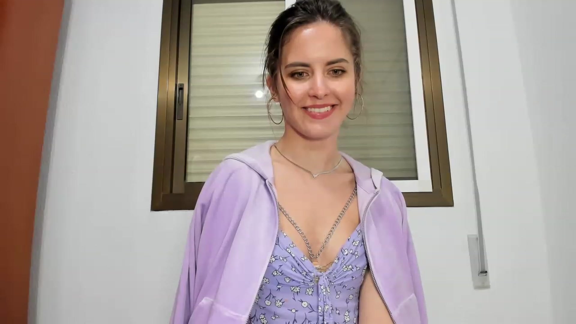 Gallery image thumbnail from AristoCrazy's myfreecams stream on, 03/06/2023, 19:01 image 12 of 20
