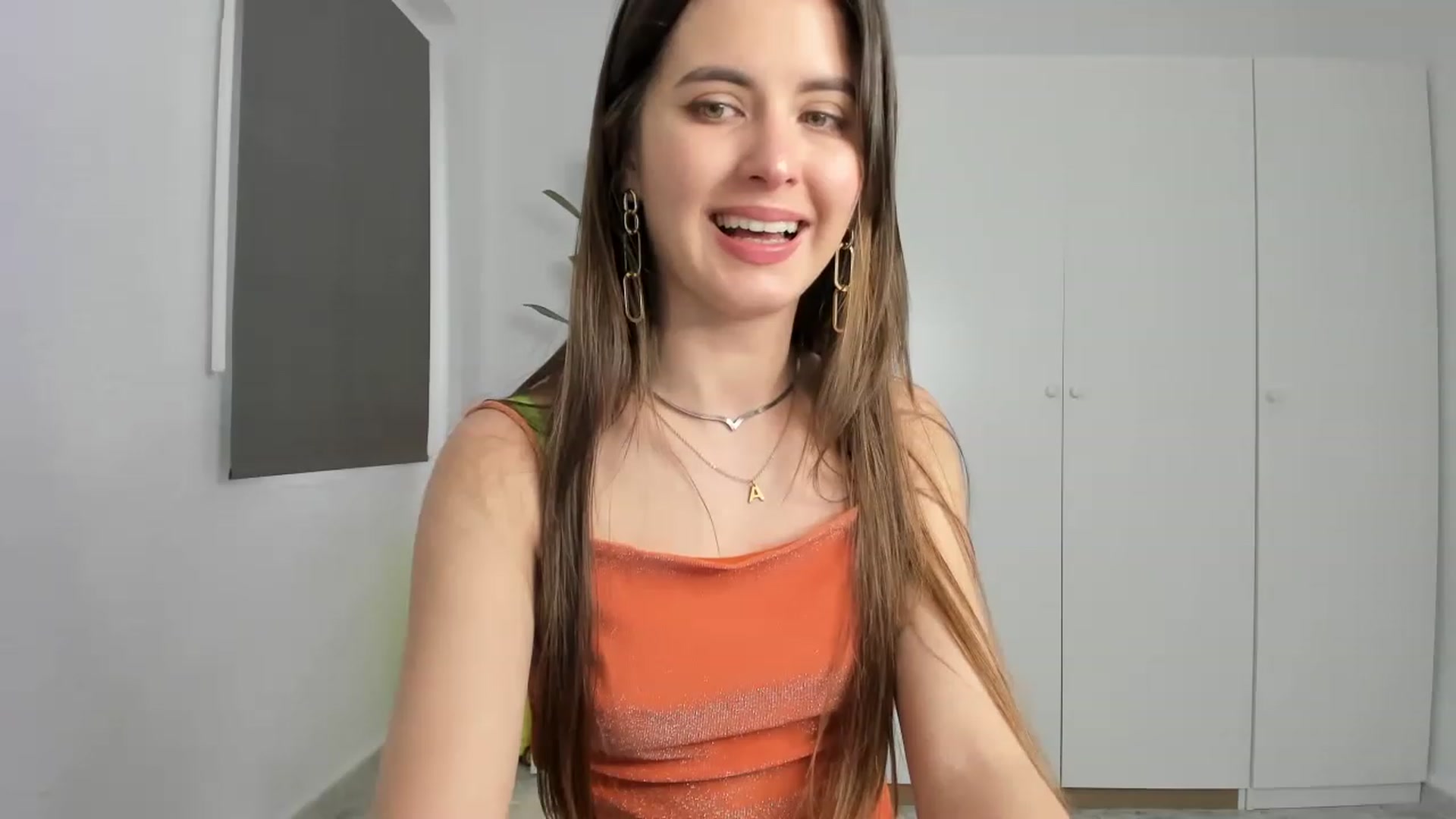 Gallery image thumbnail from AristoCrazy's myfreecams stream on, 03/17/2023, 16:17 image 7 of 20