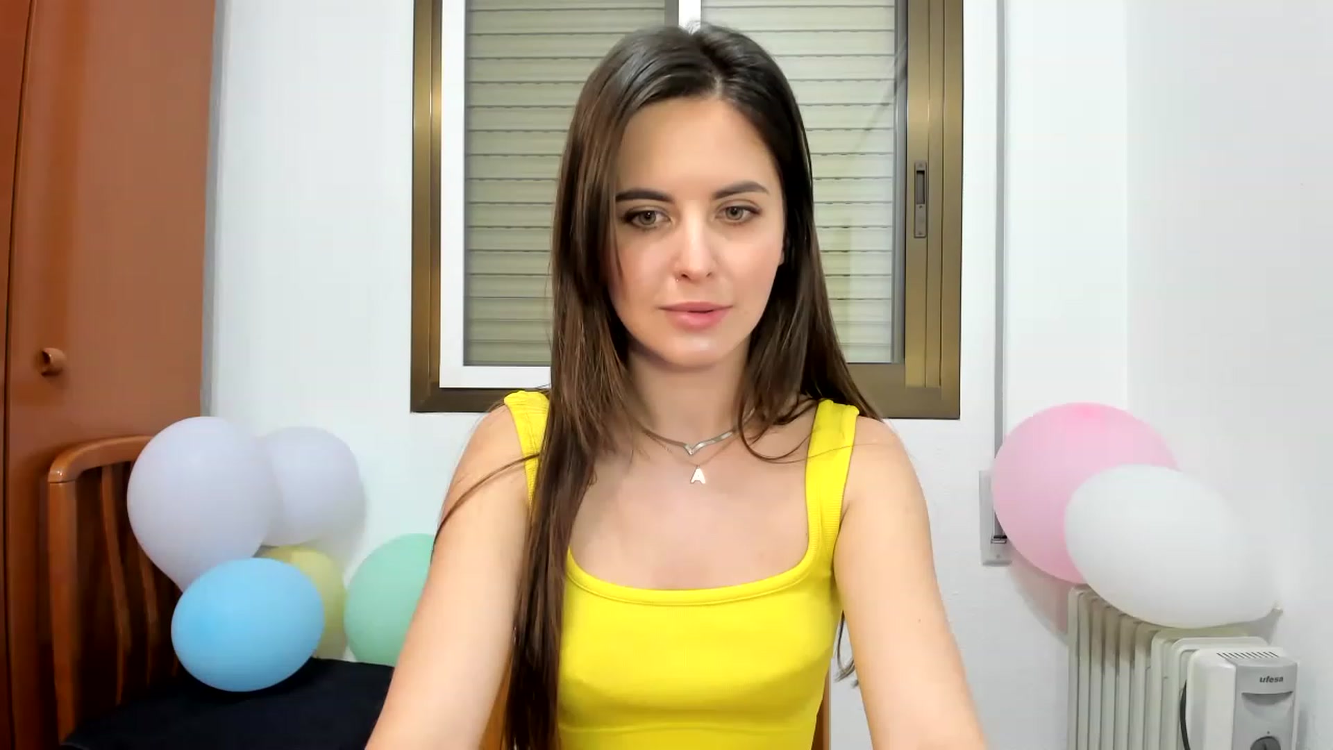 Gallery image thumbnail from AristoCrazy's myfreecams stream on, 03/26/2023, 19:56 image 6 of 20