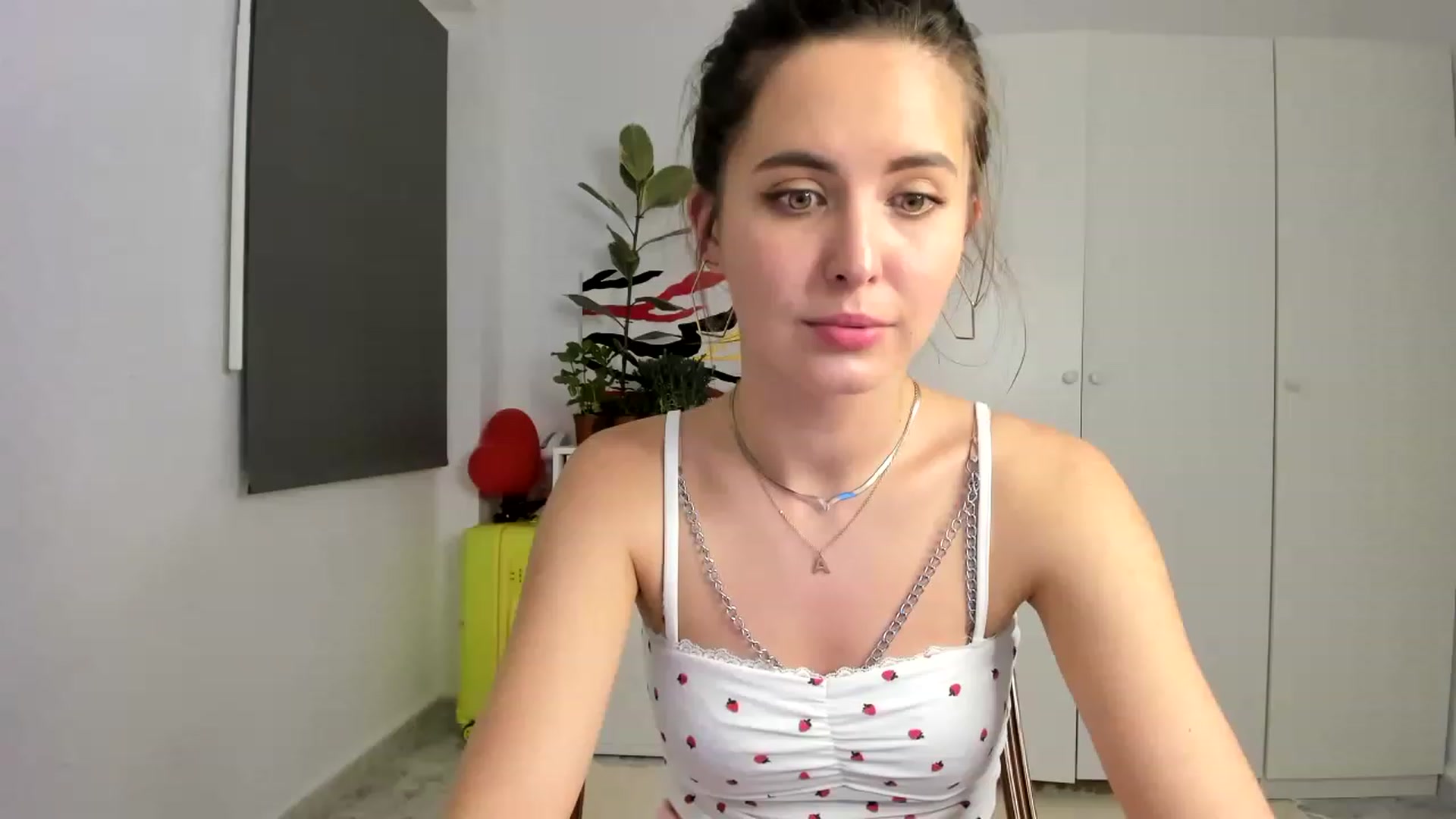 Gallery image thumbnail from AristoCrazy's myfreecams stream on, 04/02/2023, 22:11 image 9 of 20