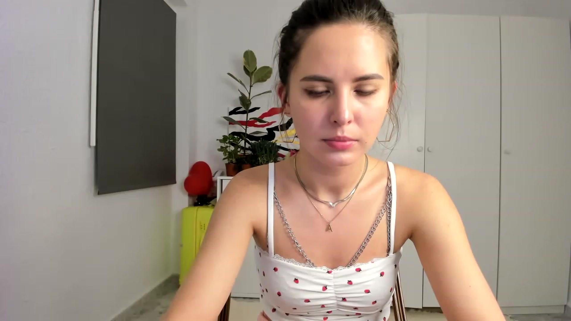 Gallery image thumbnail from AristoCrazy's myfreecams stream on, 04/02/2023, 22:11 image 6 of 20
