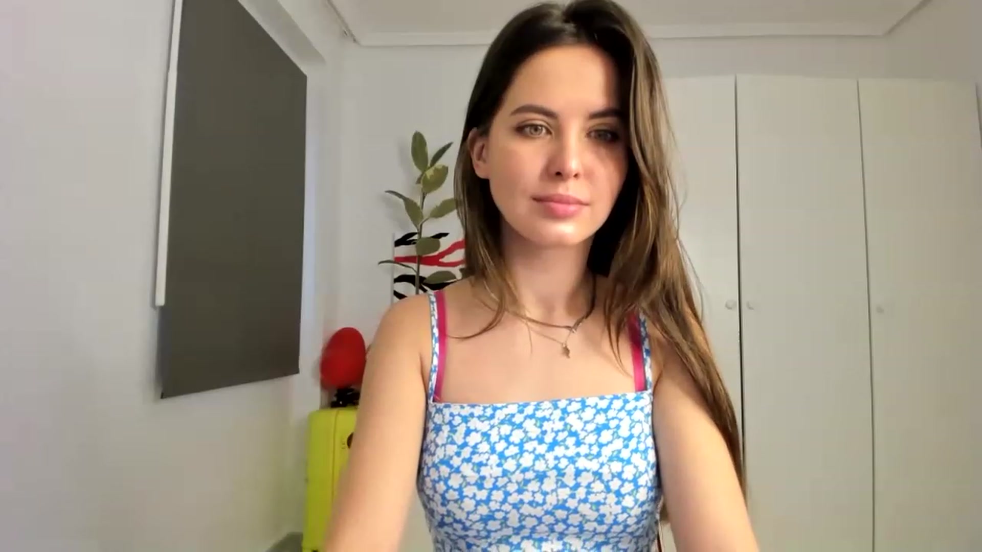 Gallery image thumbnail from AristoCrazy's myfreecams stream on, 04/04/2023, 07:08 image 13 of 20