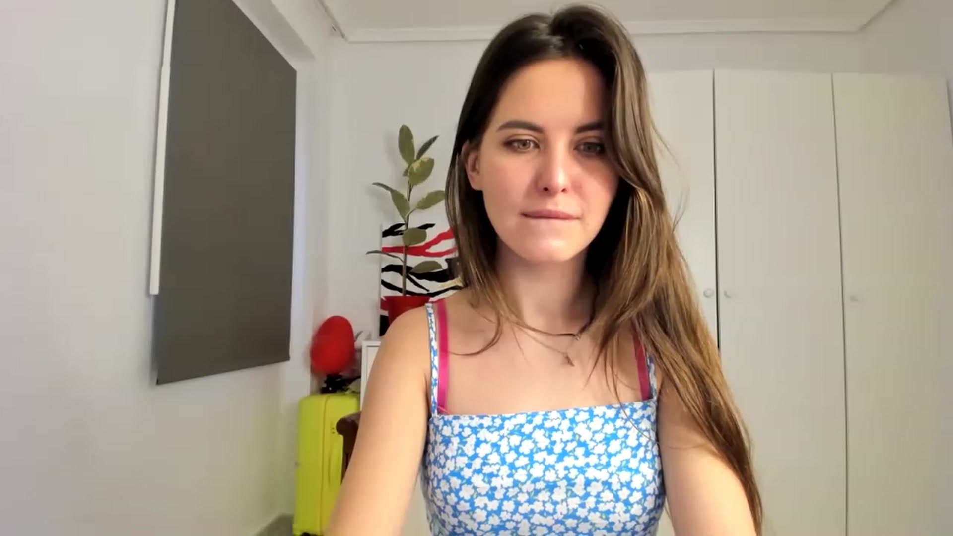 Gallery image thumbnail from AristoCrazy's myfreecams stream on, 04/04/2023, 07:08 image 15 of 20
