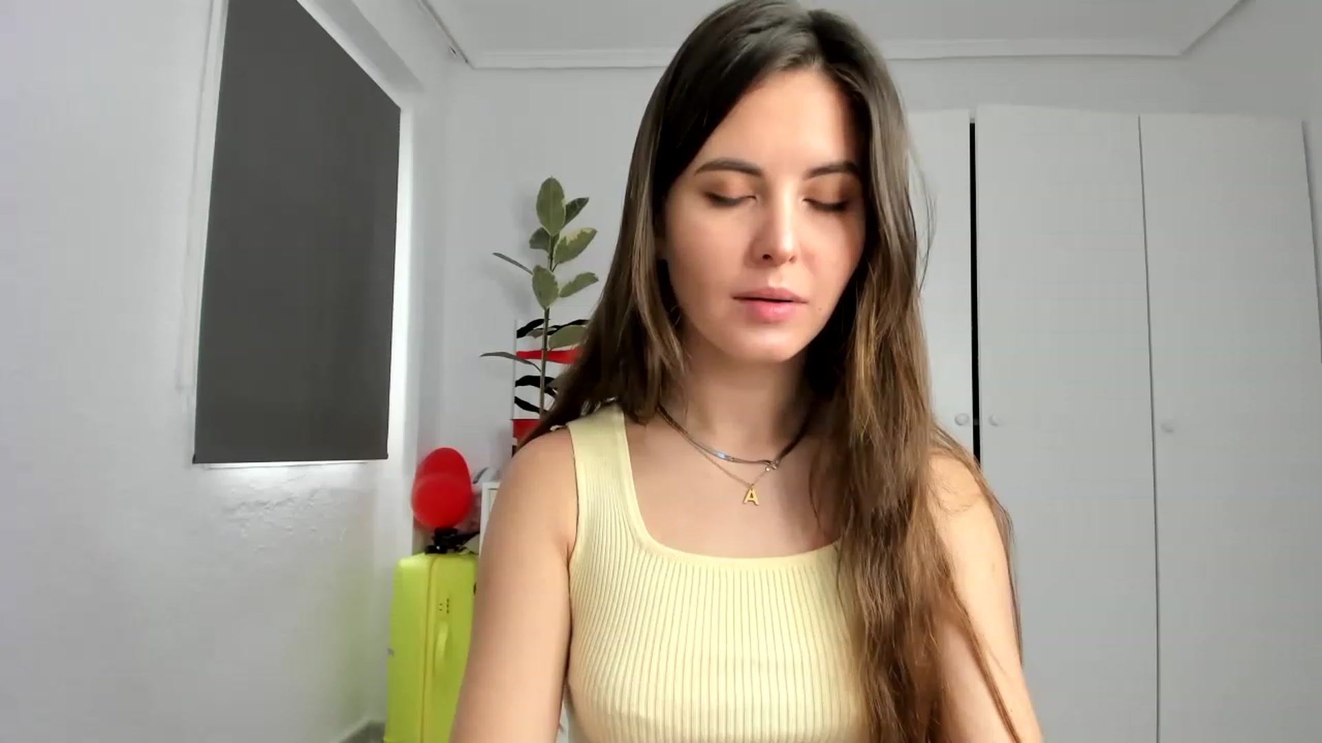 Gallery image thumbnail from AristoCrazy's myfreecams stream on, 04/05/2023, 13:03 image 4 of 20