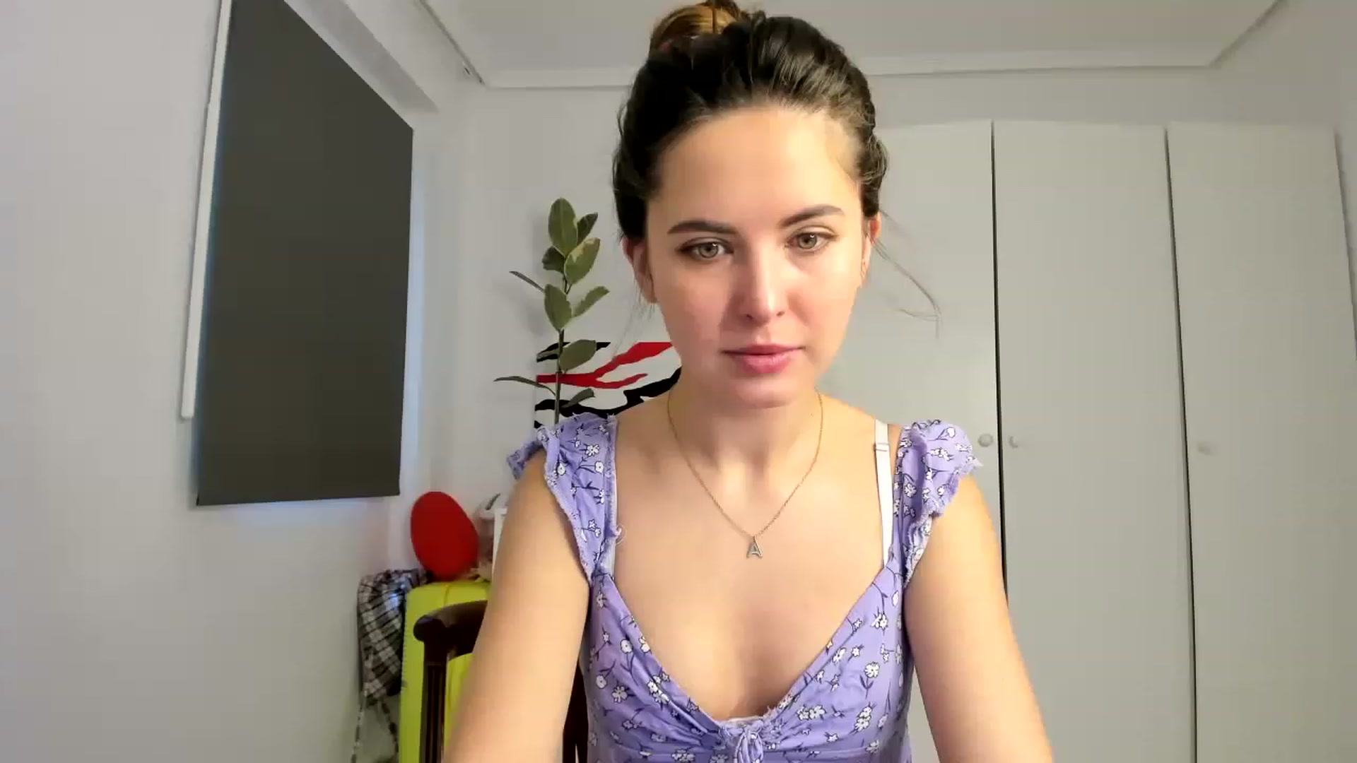 Gallery image thumbnail from AristoCrazy's myfreecams stream on, 04/18/2023, 07:20 image 2 of 20